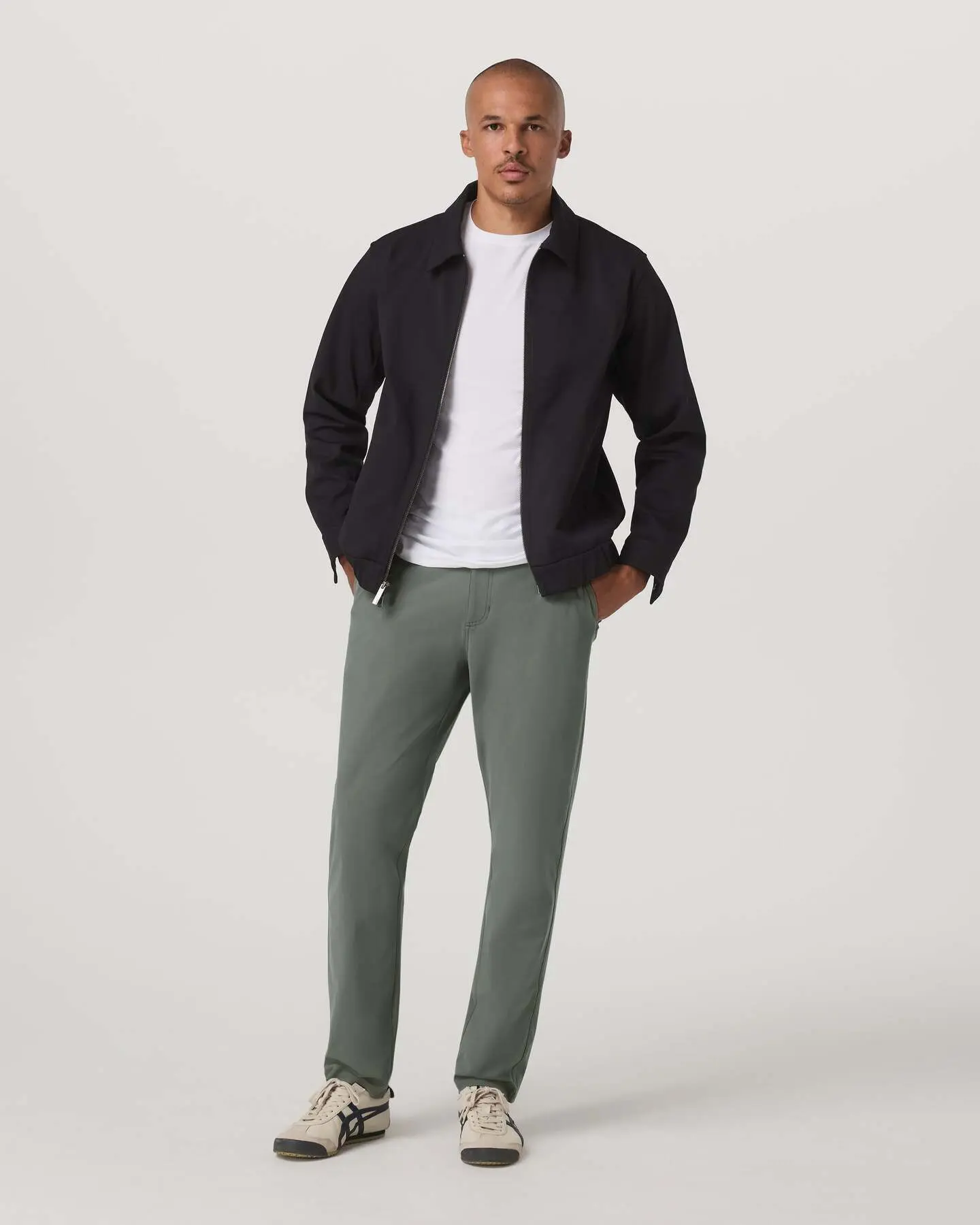 Vuori Meta Trouser Classic Fit 32" - Image 5