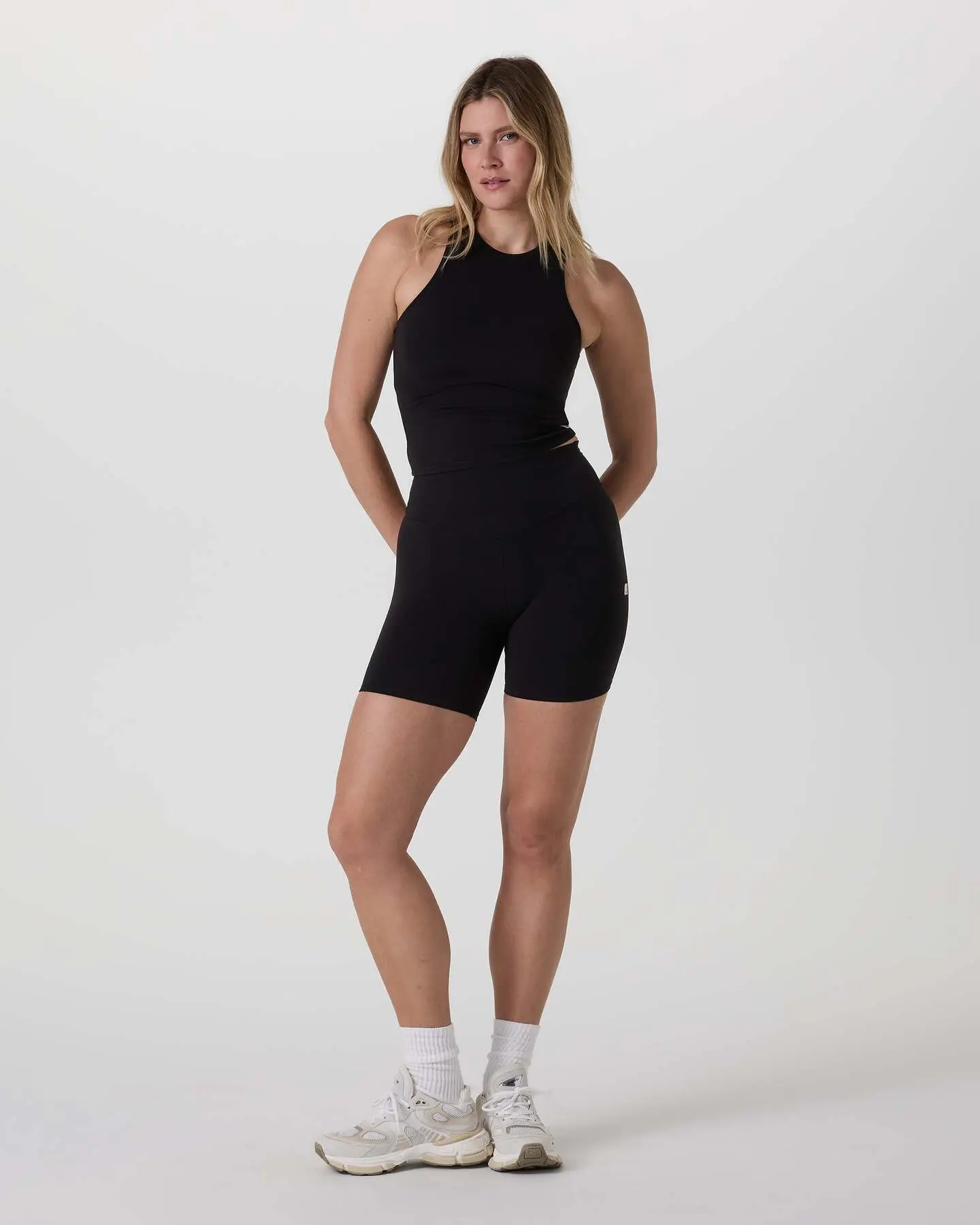 Vuori Allthefeels Crew Tank - Image 6