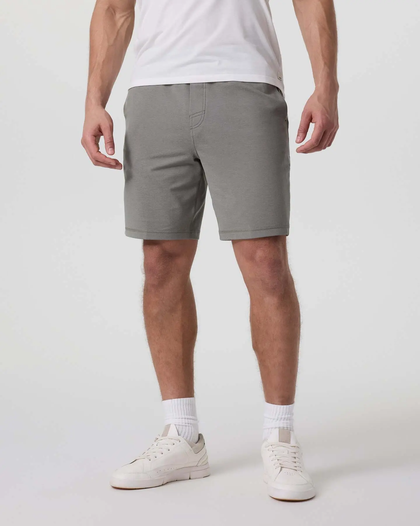 Coronado Short 8"