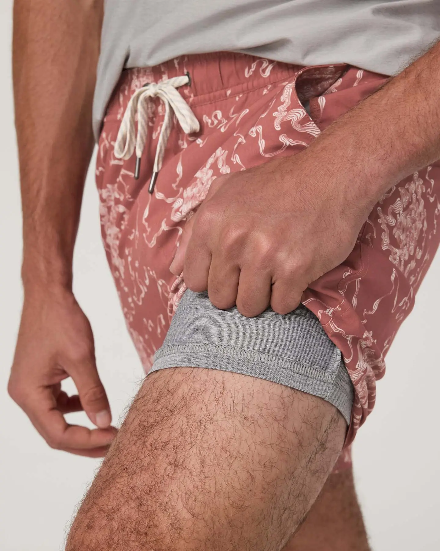 Kore Short Lined 7" Vuori X Kelsey Brookes - Image 2