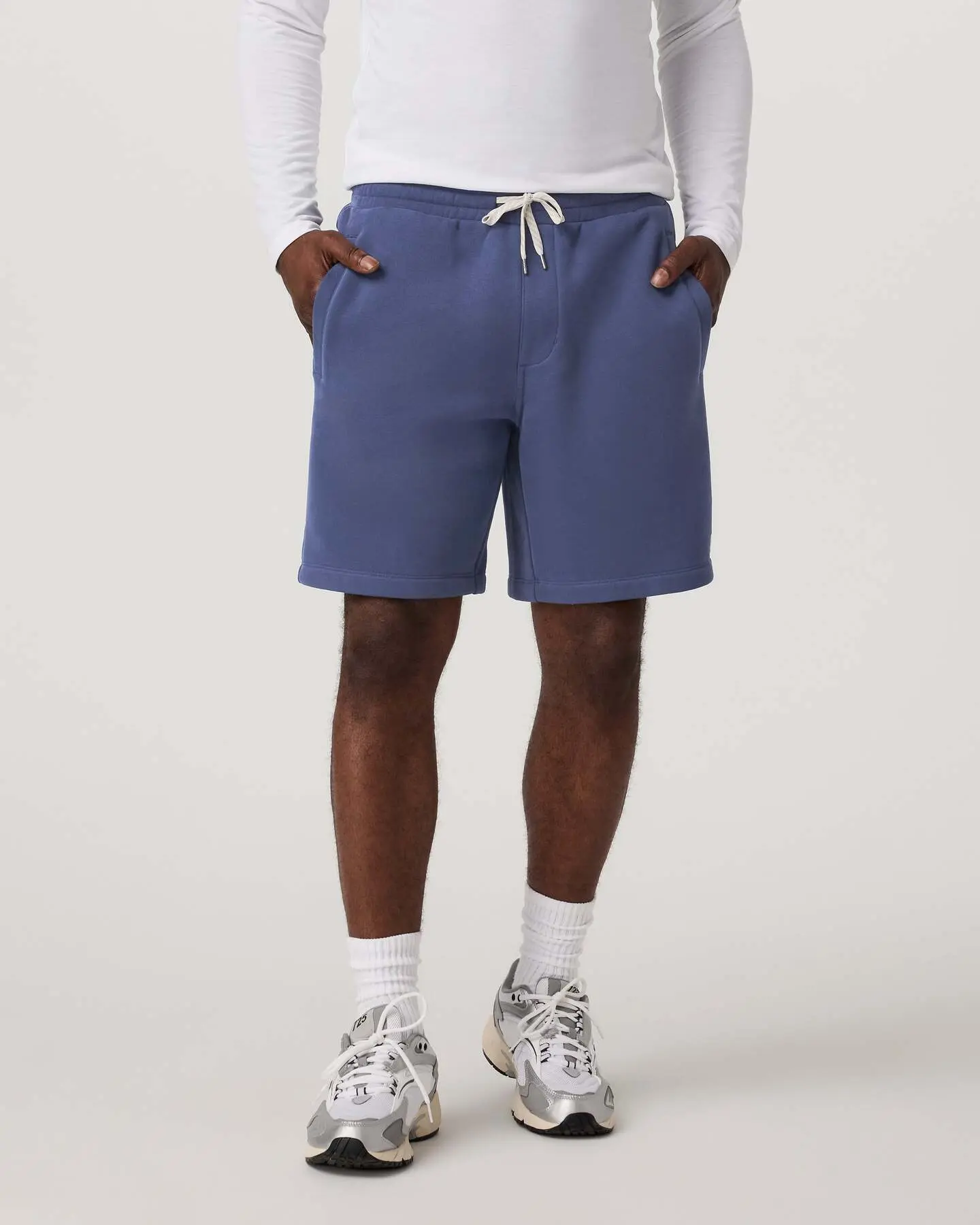 Seaside Short 8"