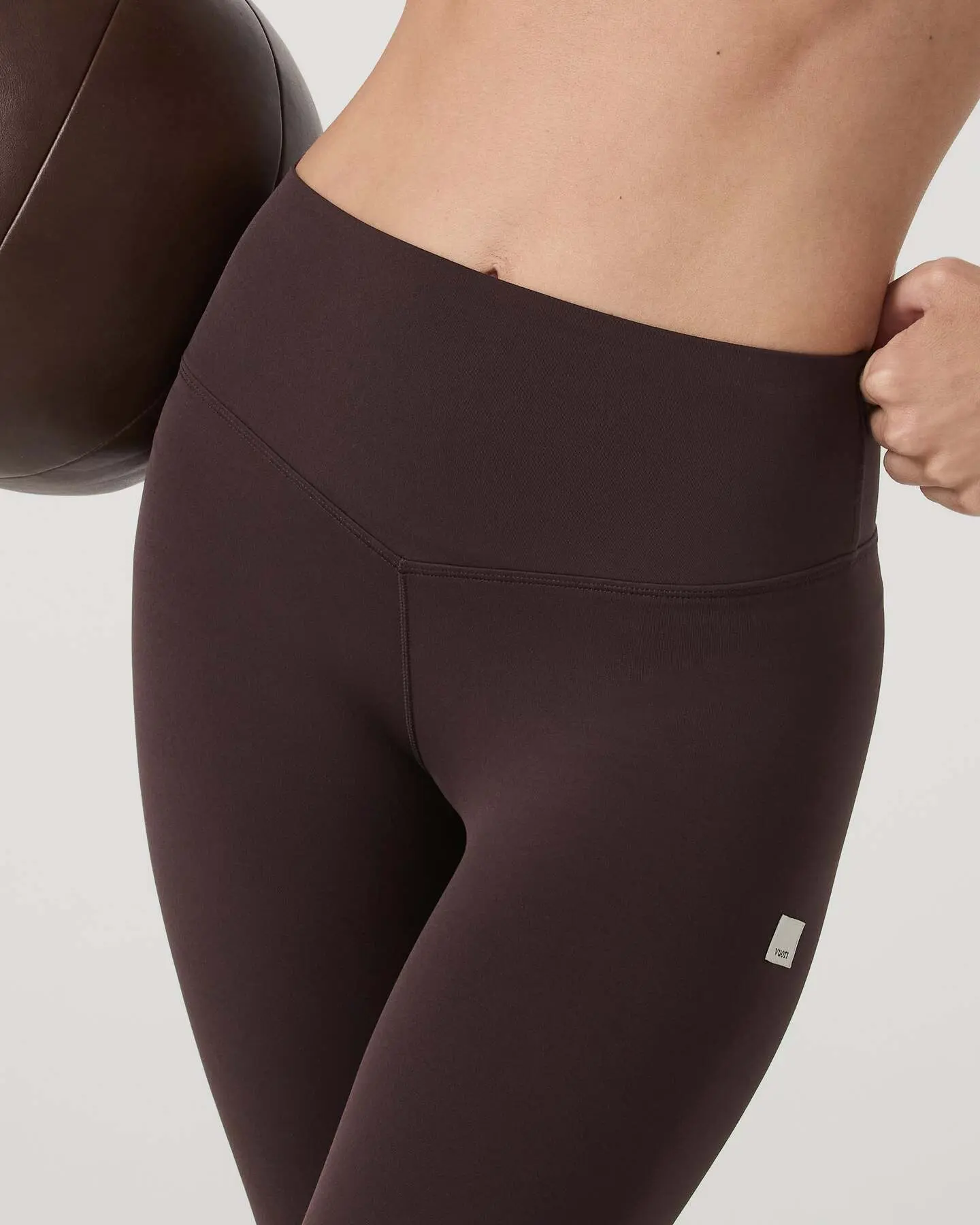Vuori Alltheform Legging - Short - Image 4