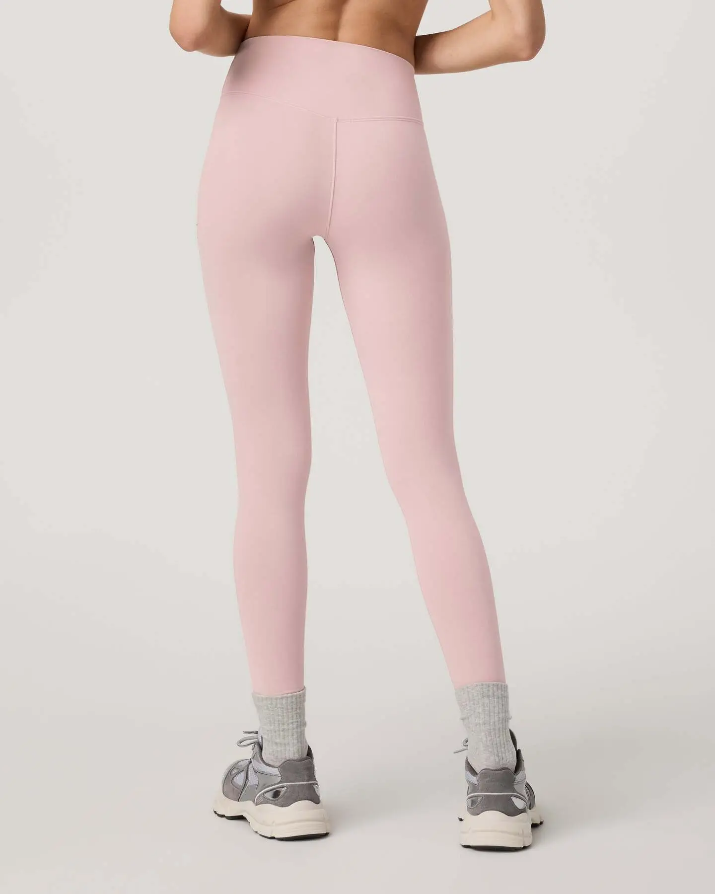 Vuori Alltheform Legging - Image 3