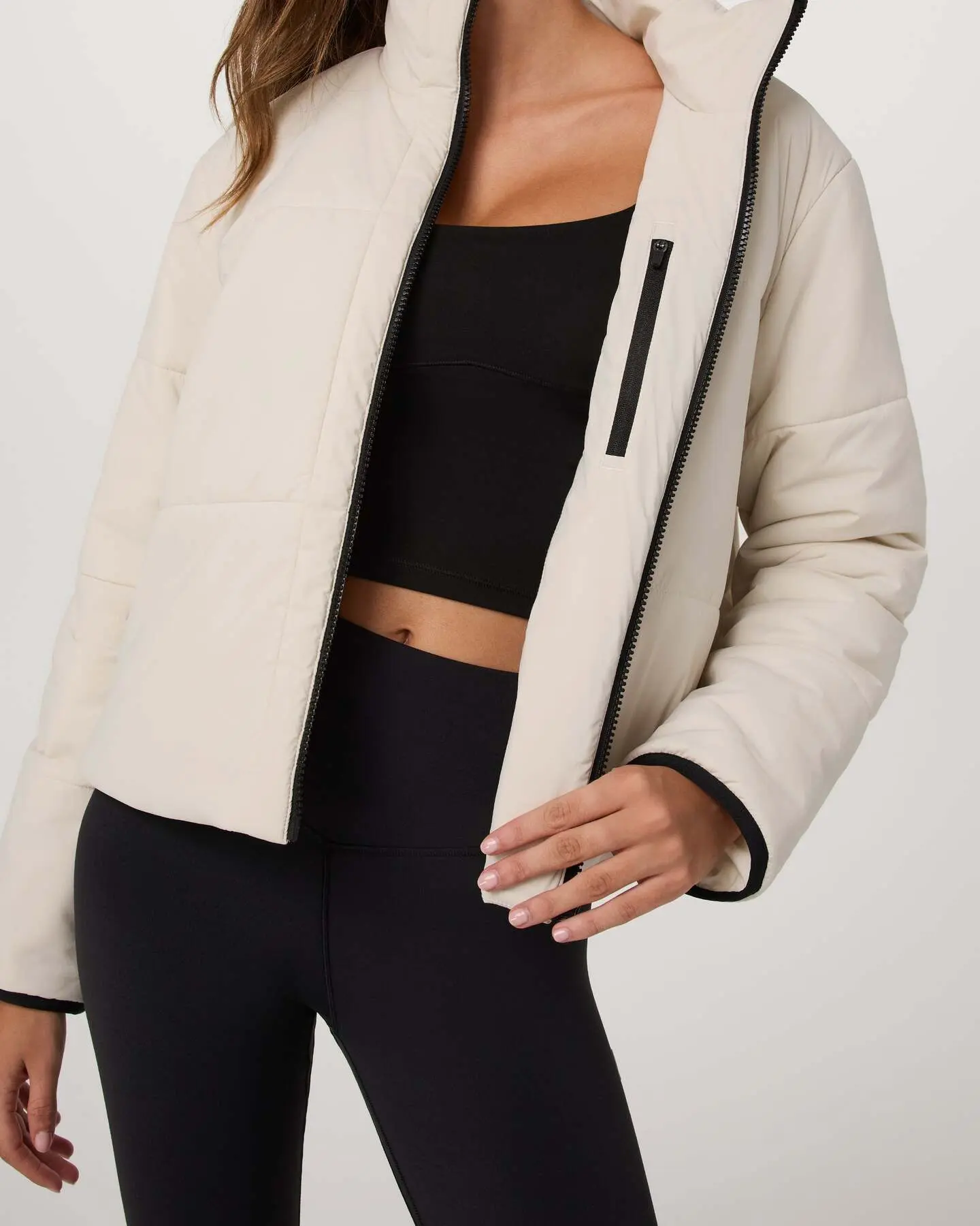 Canyon Insulated Venture Jacket - Image 5