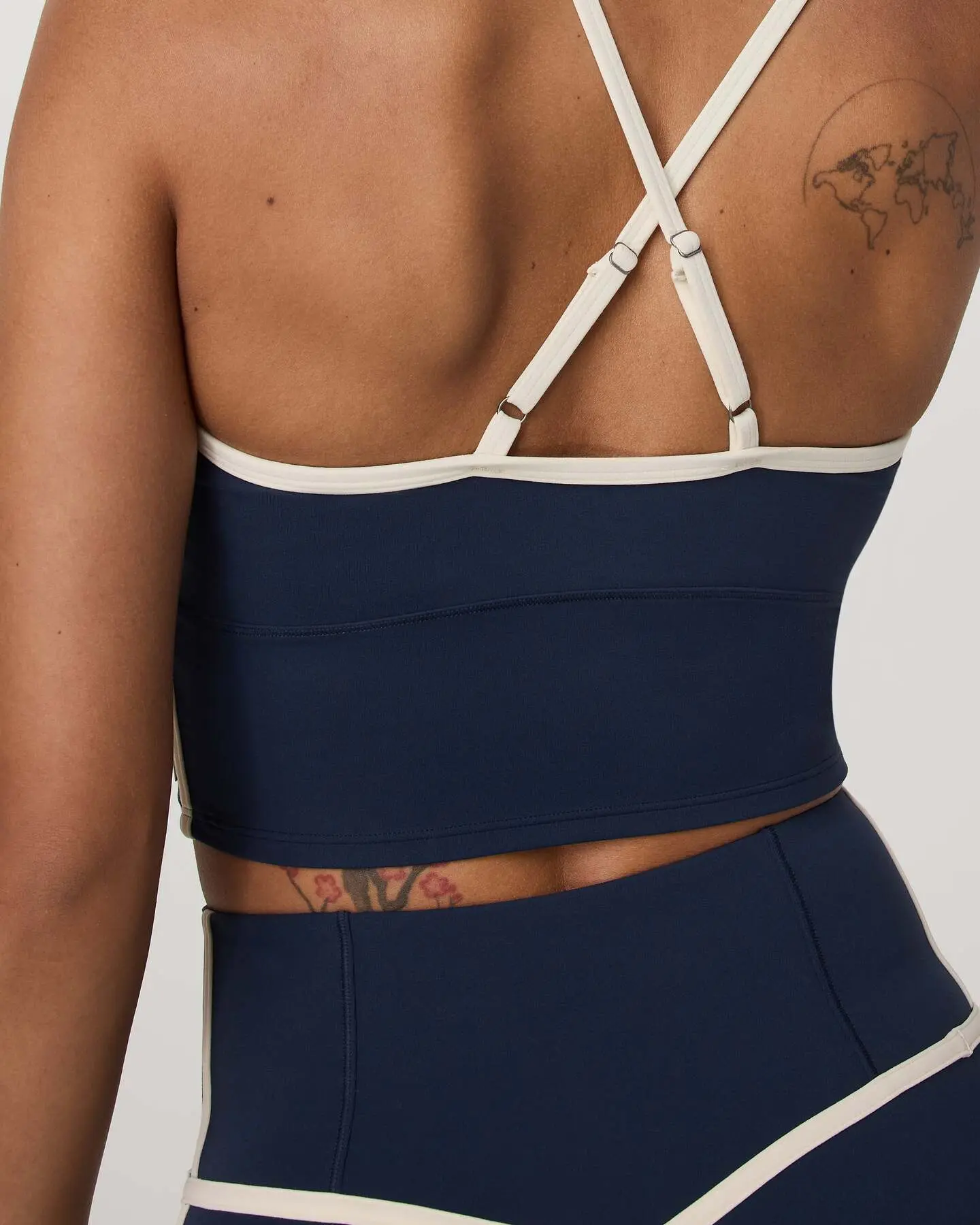 Vuori Allthefeels Corset Tank - Image 2