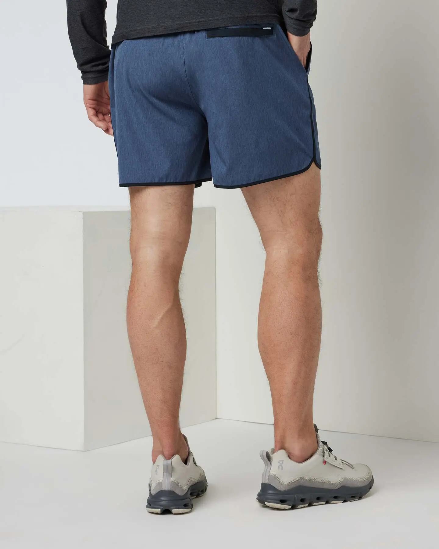 Banks Short 5" - Image 2