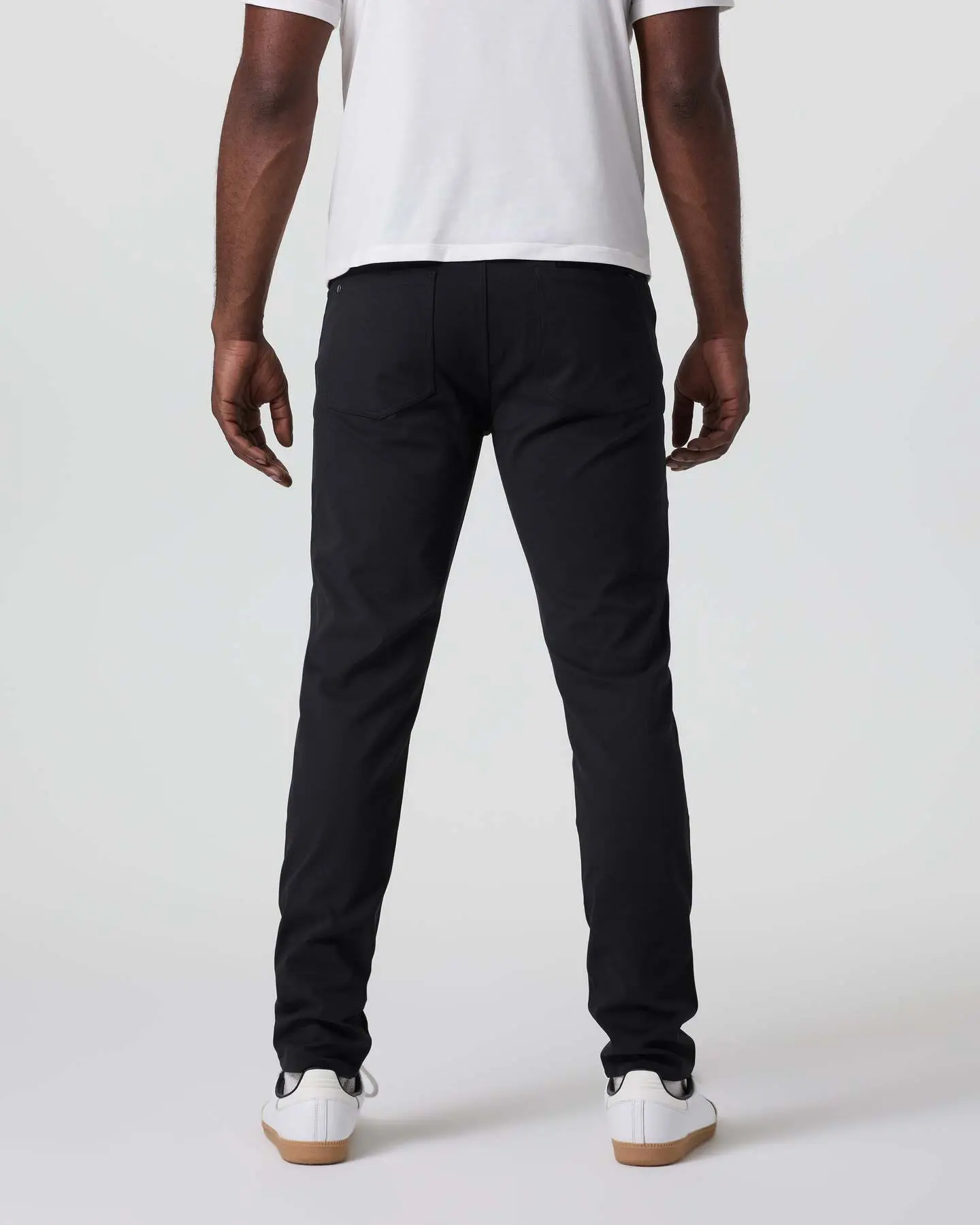 Vuori Meta Twill Pant Athletic Slim 32" - Image 4