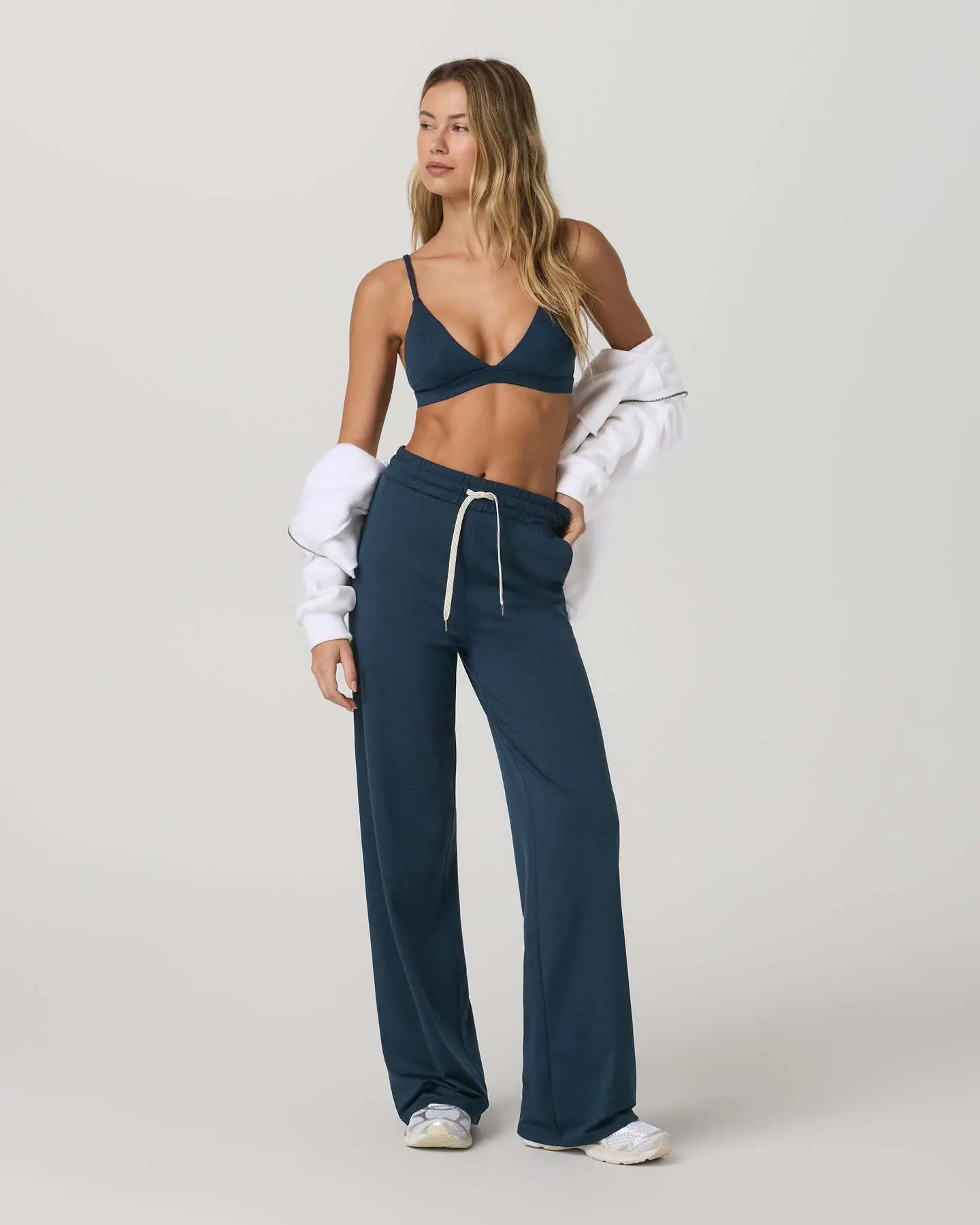 Halo Triangle Bra - Image 2