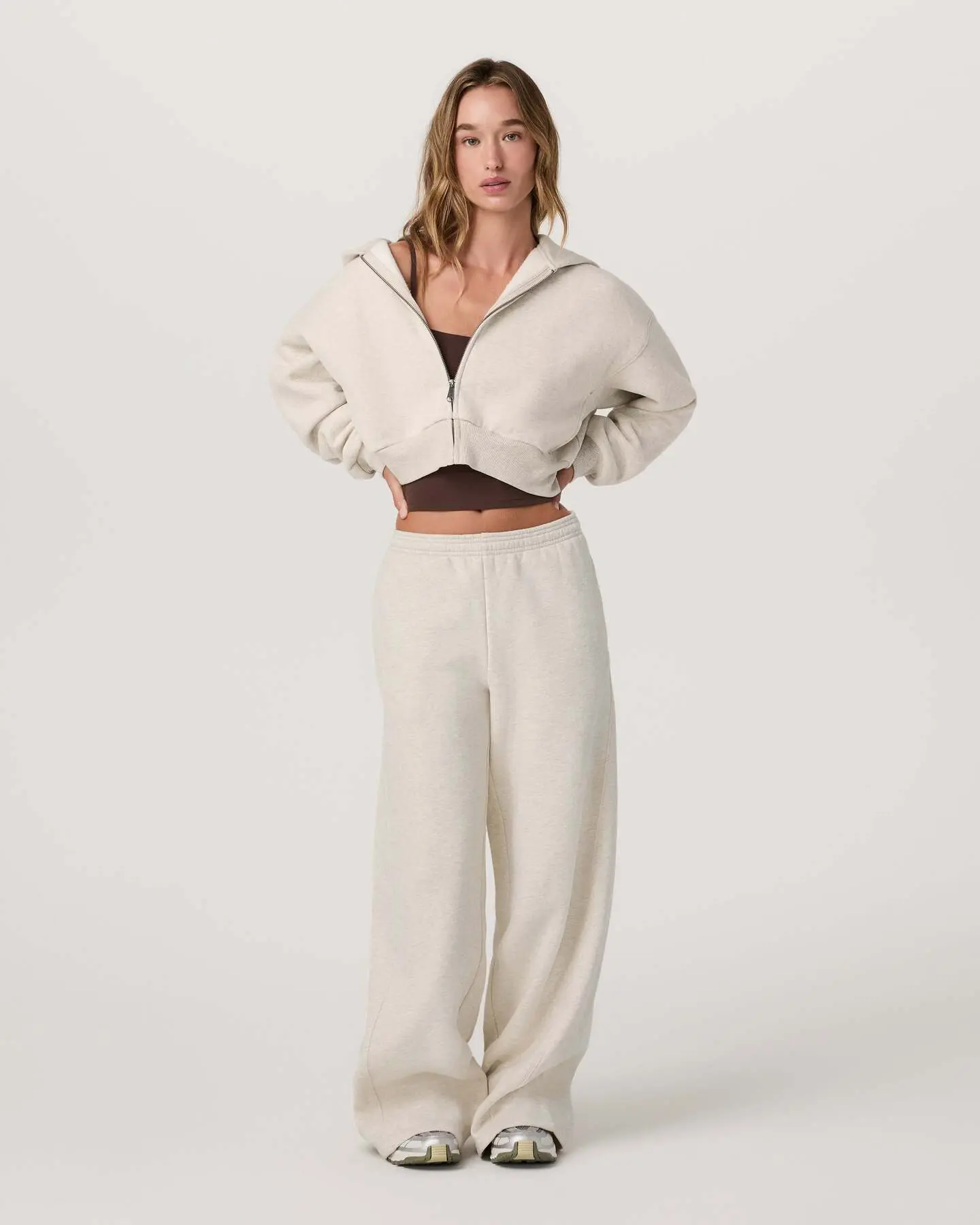 Restore Ultra Wideleg Sweatpant - Image 4