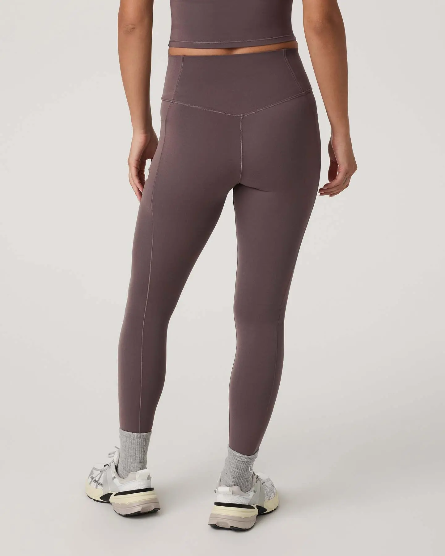 Vuori Alltheform Pocket Legging - Image 3