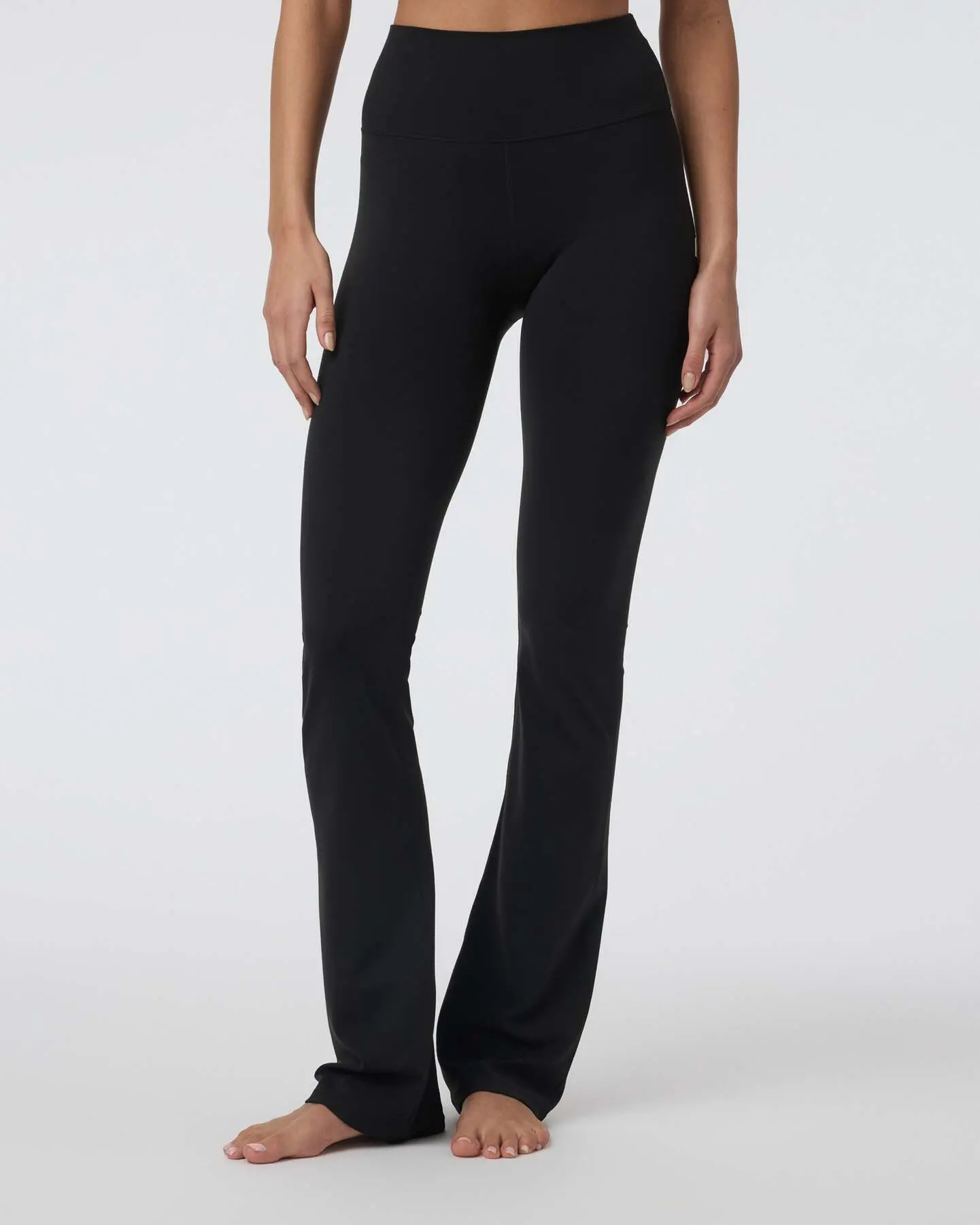 Vuori Allthefeels Slim Flare - Short - Image 2