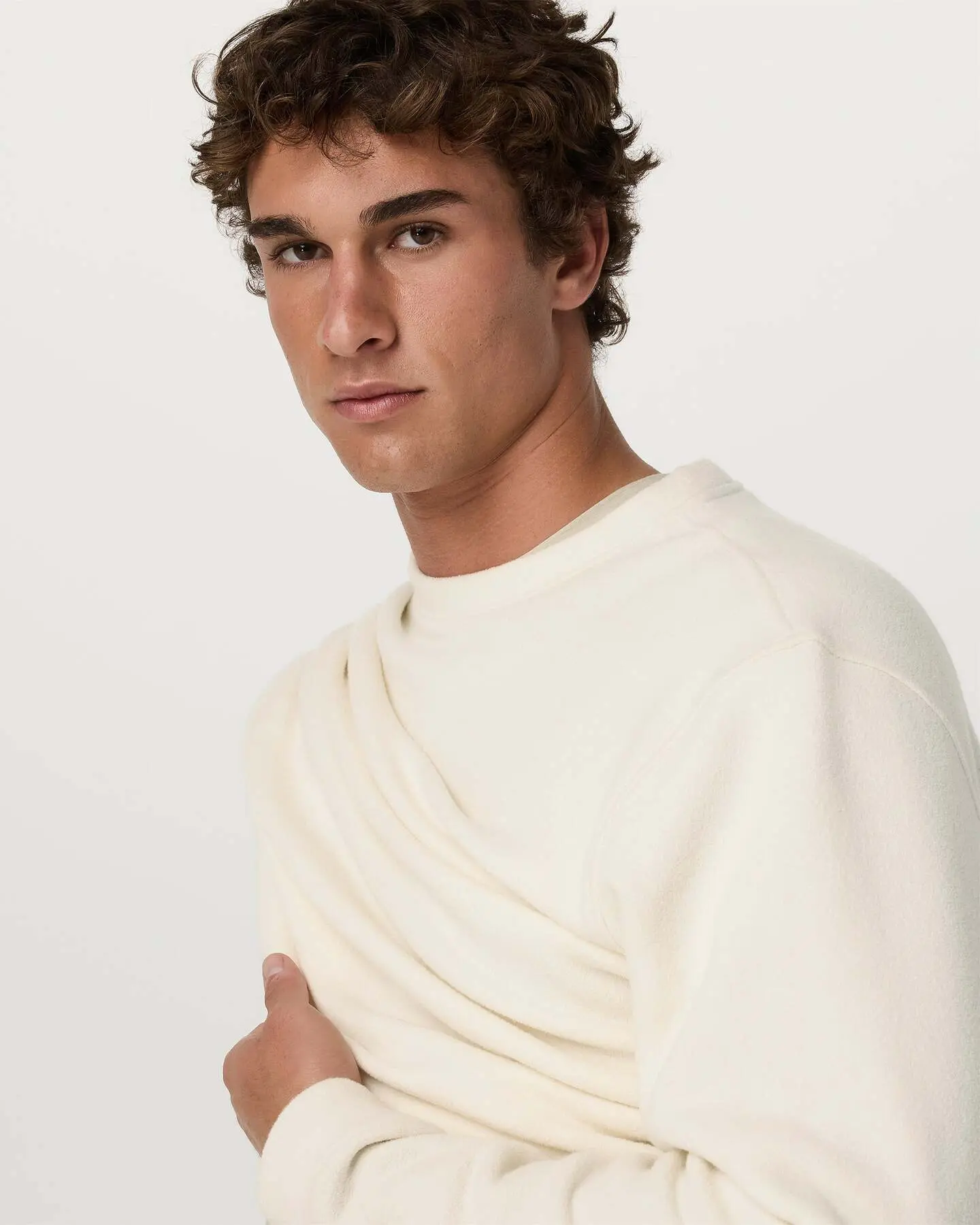 Beach Fleece Crew - Image 2