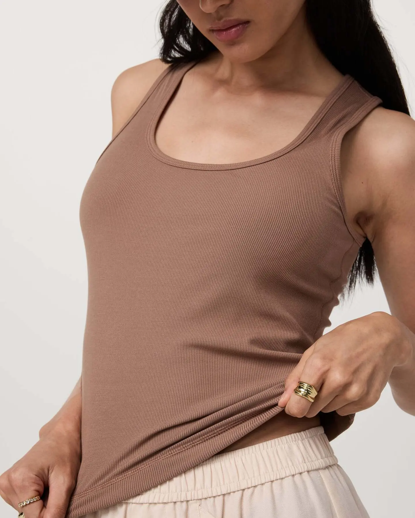 Pose Layering Tank - Image 2