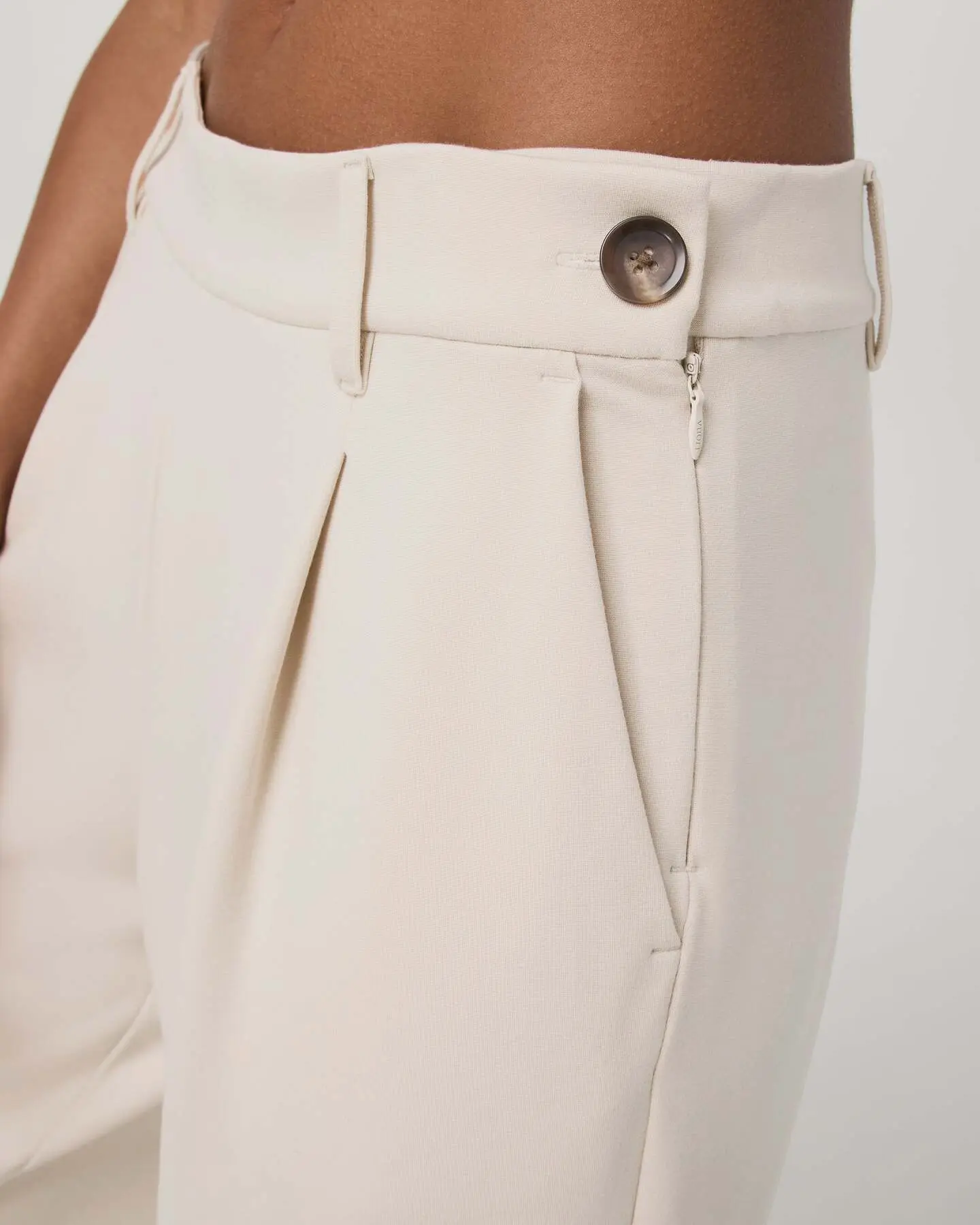 Maven Wideleg Pant - Image 4