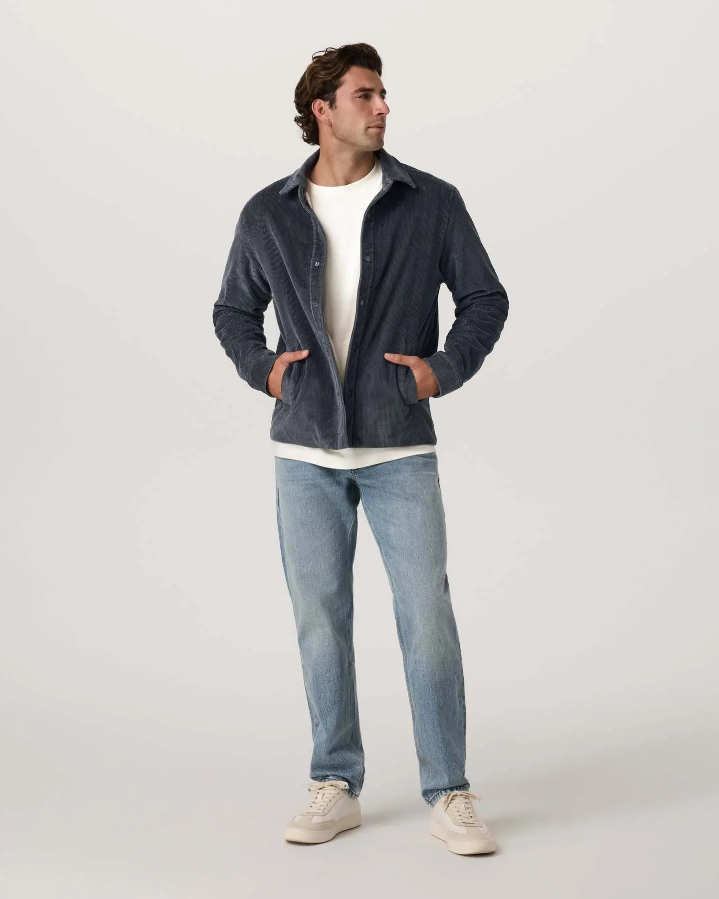 Vuori Vintage Jean Classic Fit 30" - Image 4