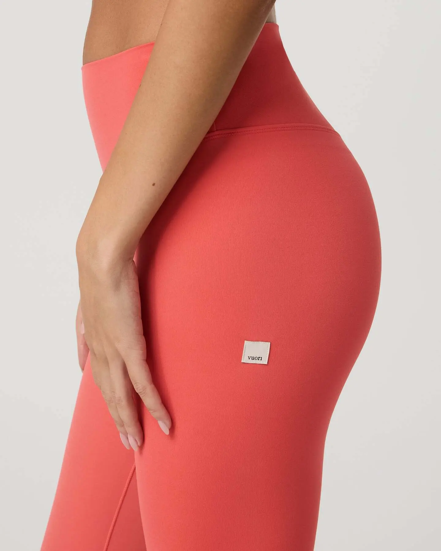 Vuori Alltheform Legging - Short - Image 4