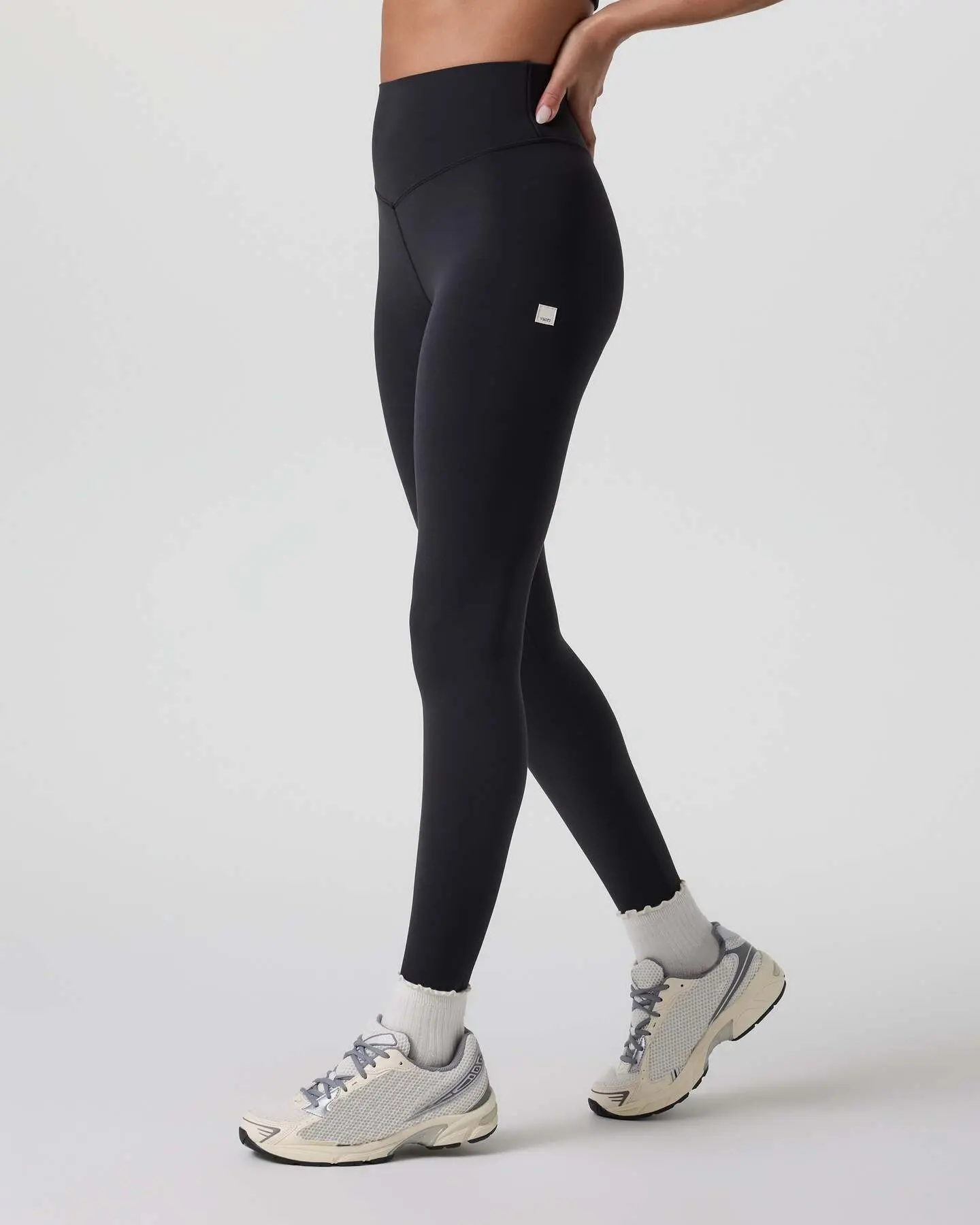 Vuori Alltheform Legging- Short - Image 5