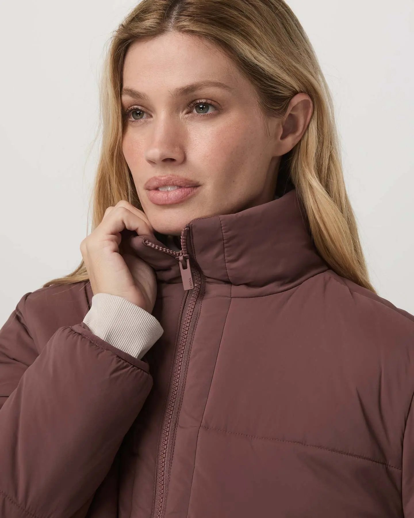 Canyon Insulated Venture Jacket - Image 4