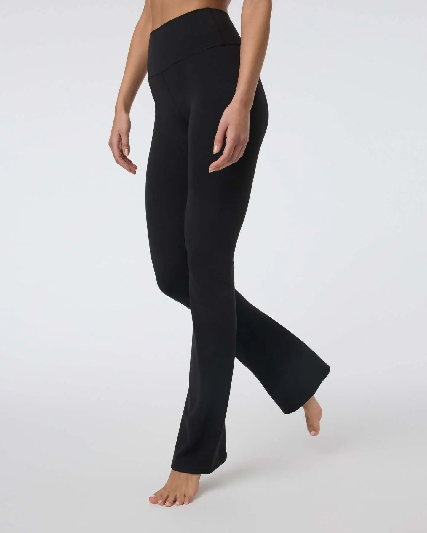 Vuori Allthefeels Slim Flare - Short