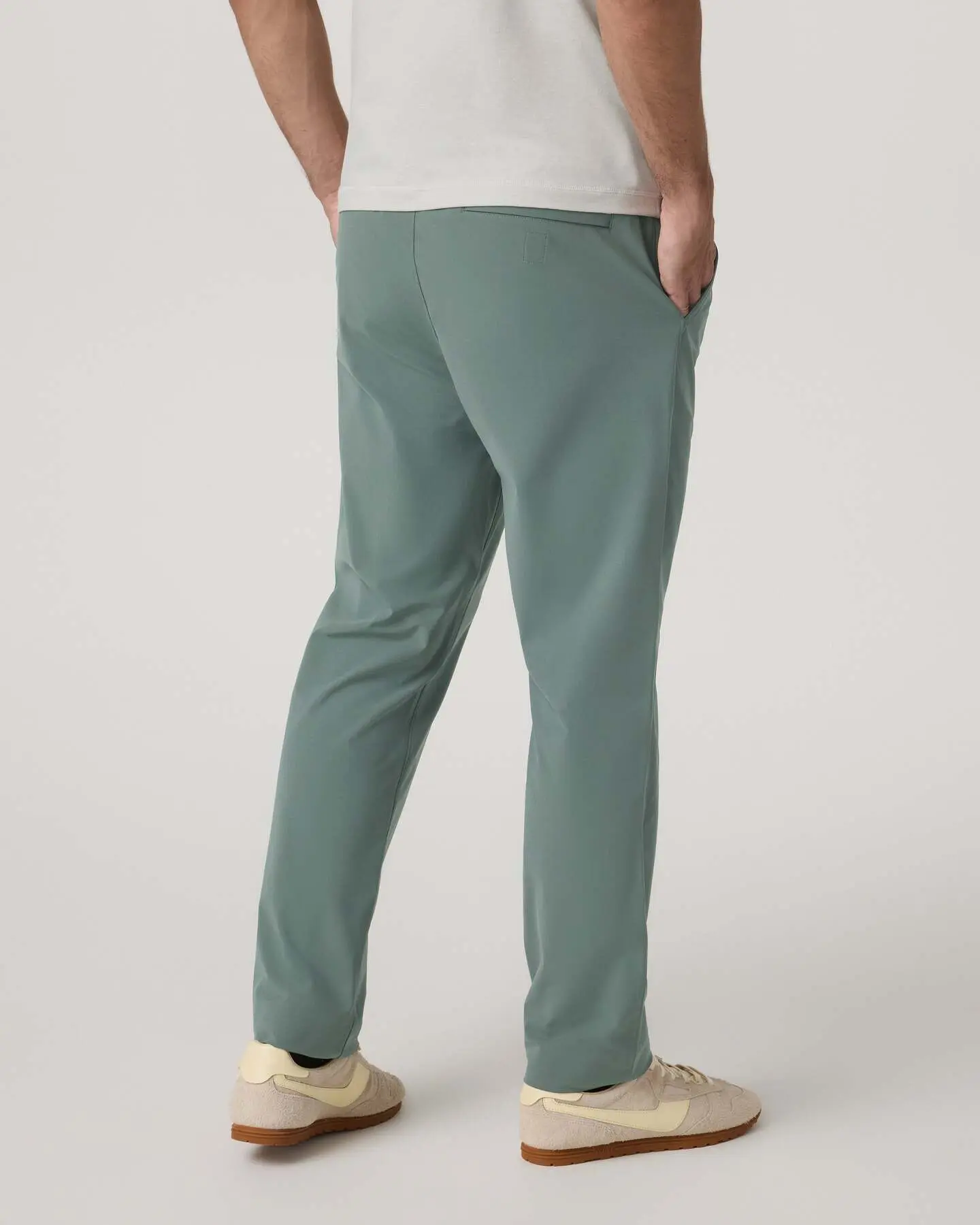 Vuori Meta Elastic Waist Pant Classic Fit 32" - Image 3