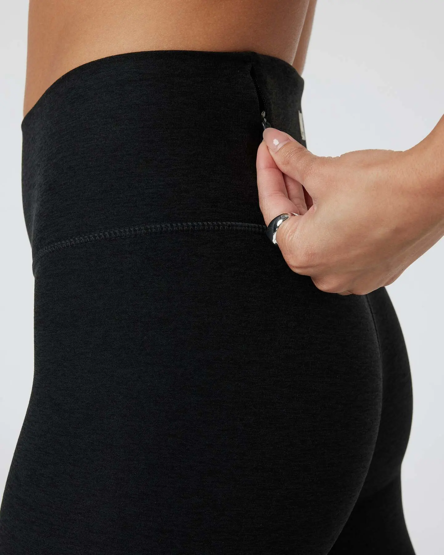Clean Elevation Legging-Short - Image 4