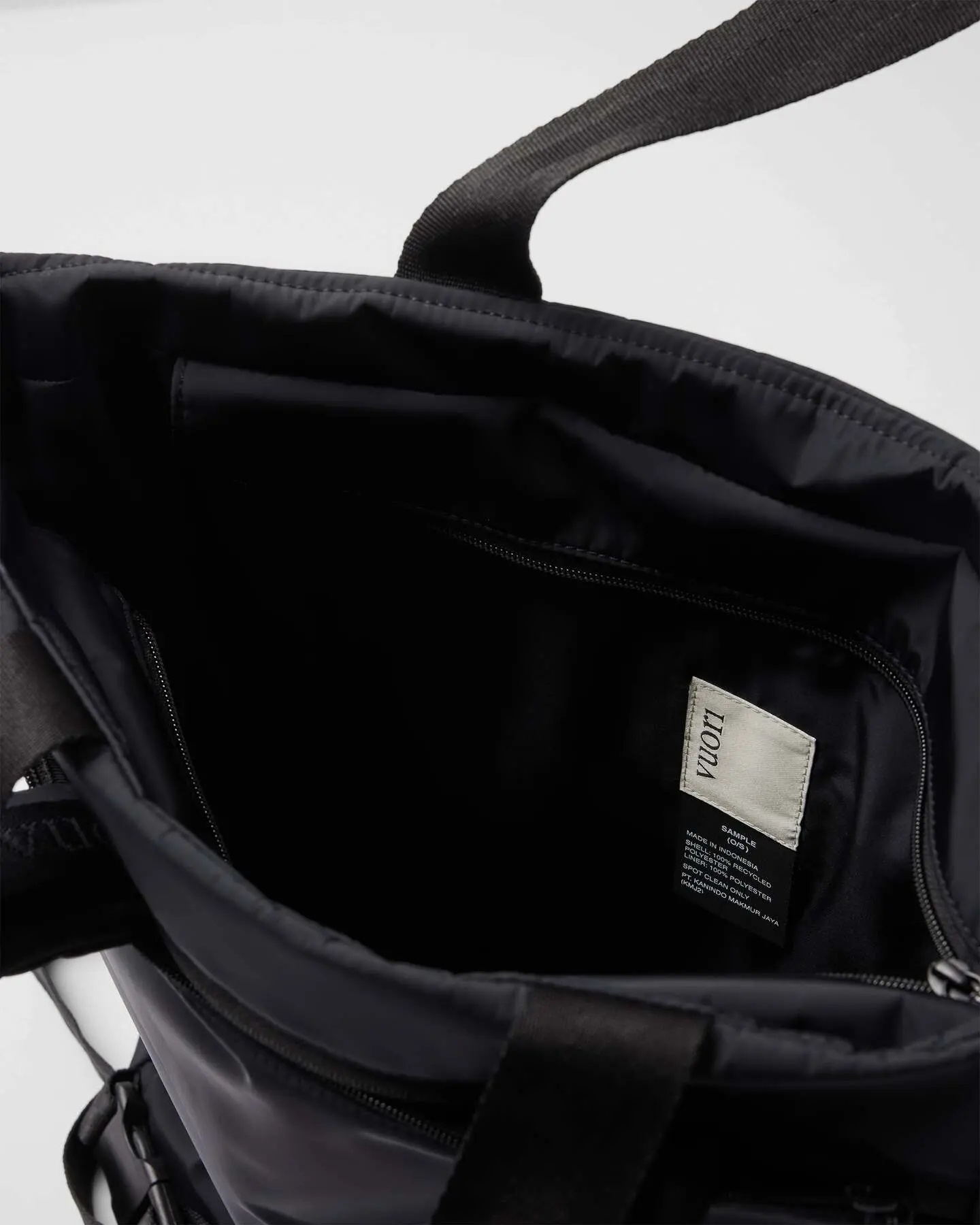 V1 Convertible Tote Bag 2.0 - Image 4