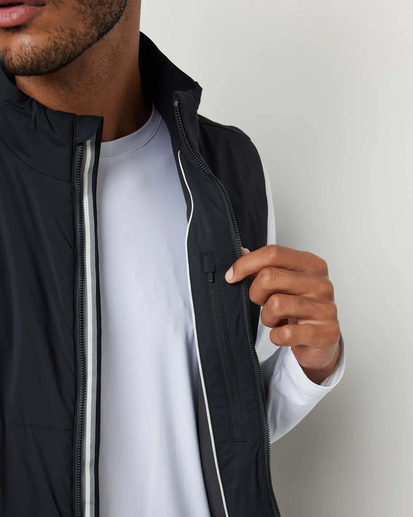 Echo Insulated Vest 2.0 - Image 3