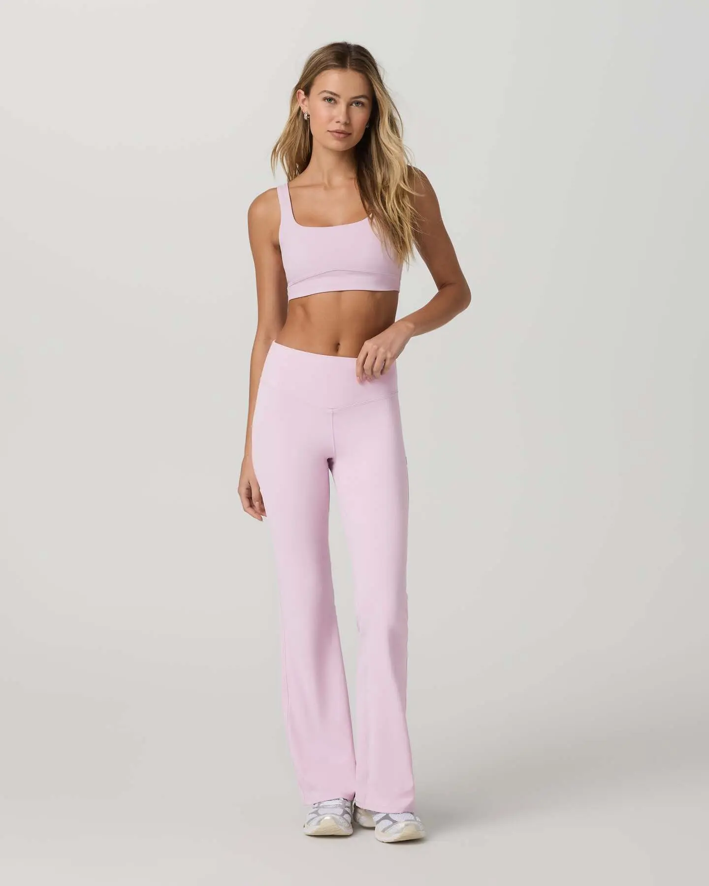 Vuori Alltheform Bra - Image 6