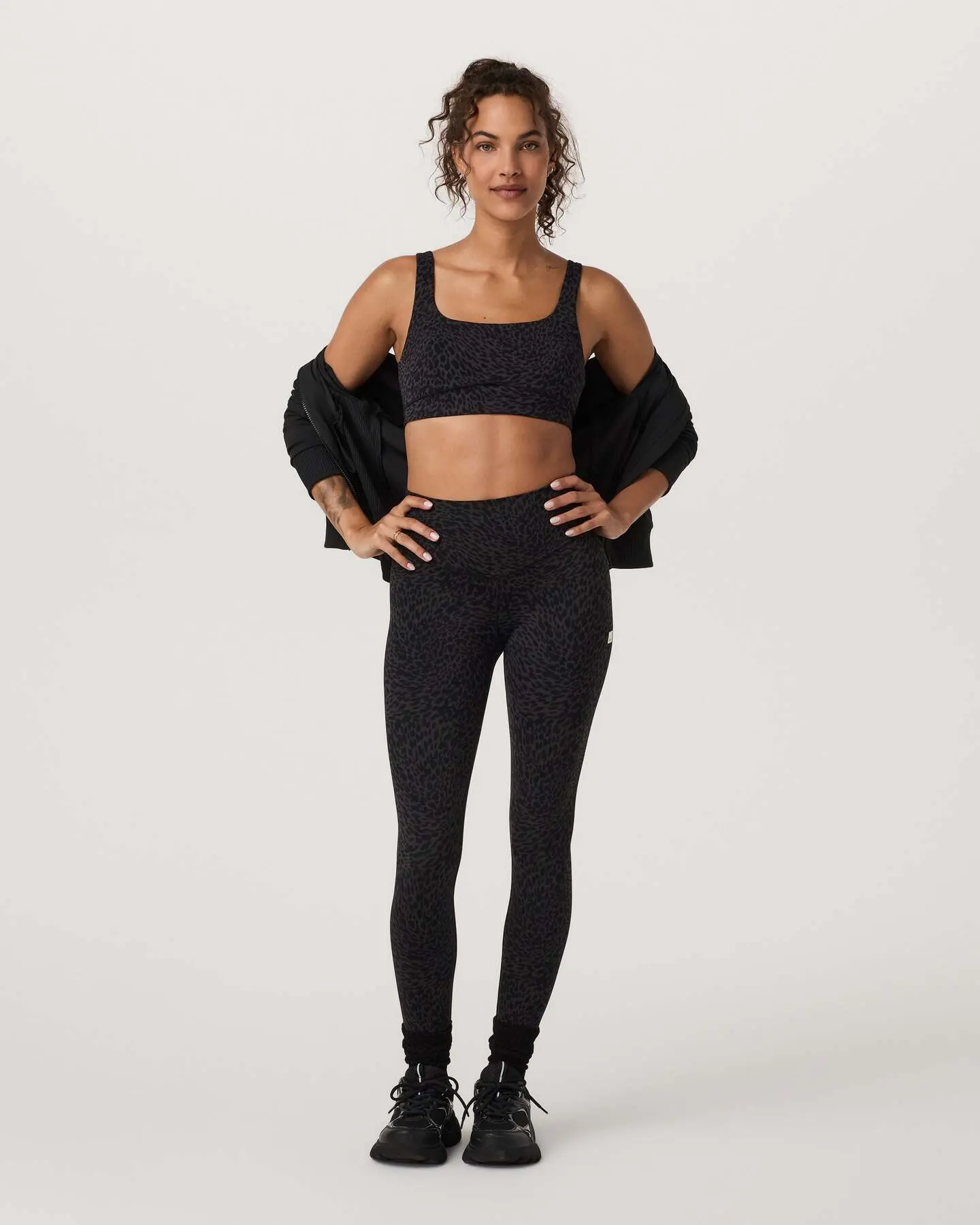 Vuori Alltheform Legging - Image 4