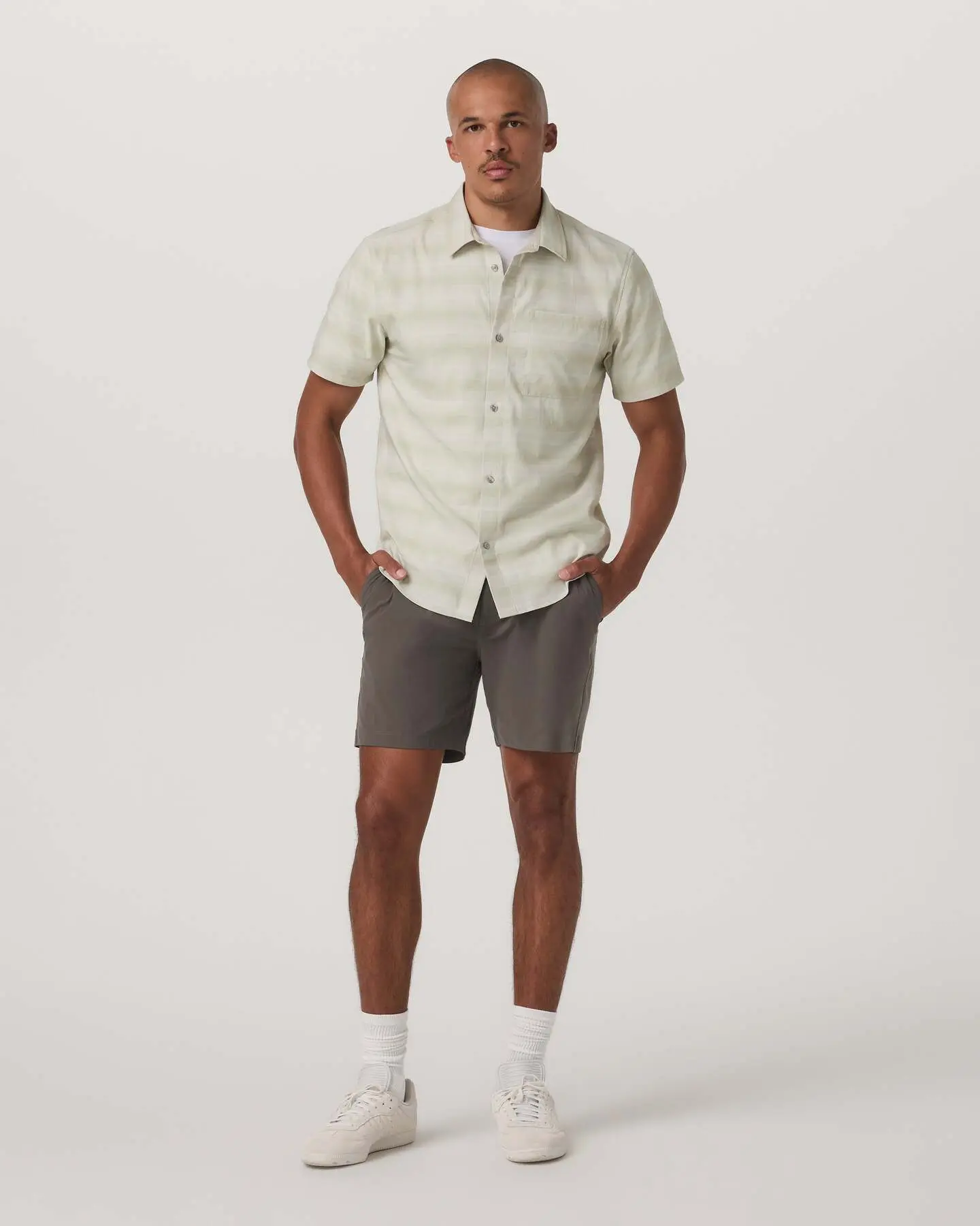 Short Sleeve Plaid Button Down Shirt - Image 4