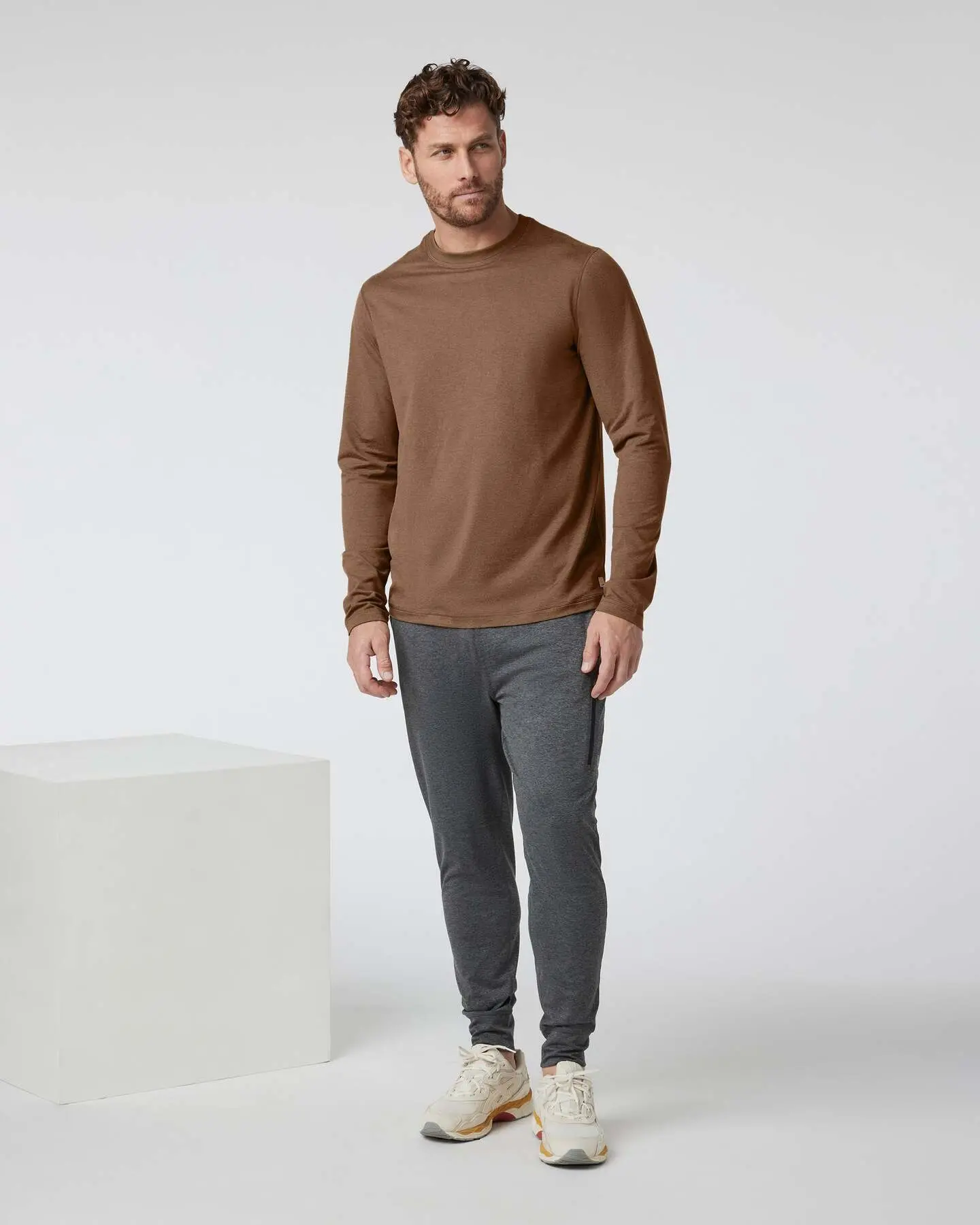 Long Sleeve Ponto Performance Tee - Image 3