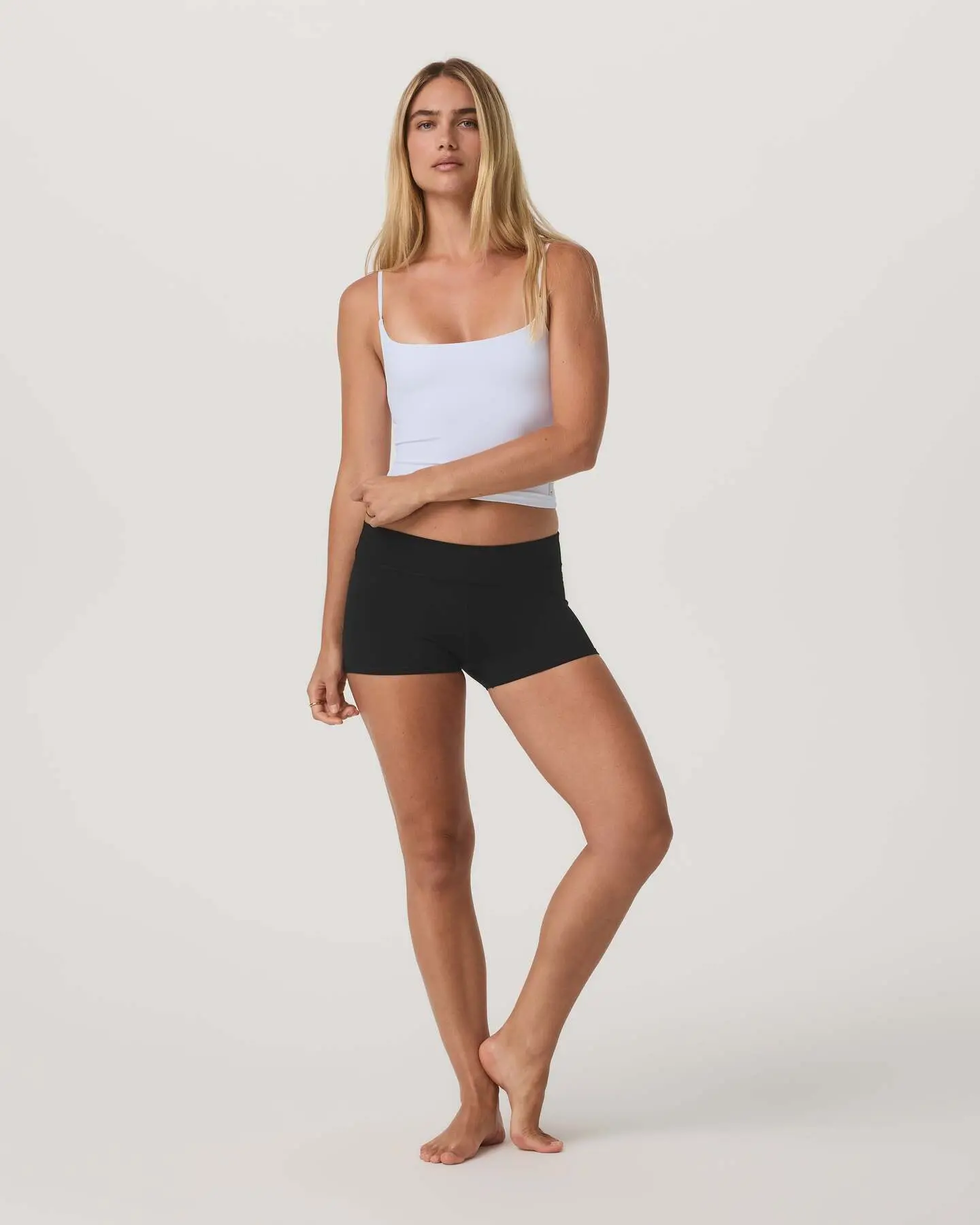Vuori Allthefeels Low Rise Shorty - Image 2