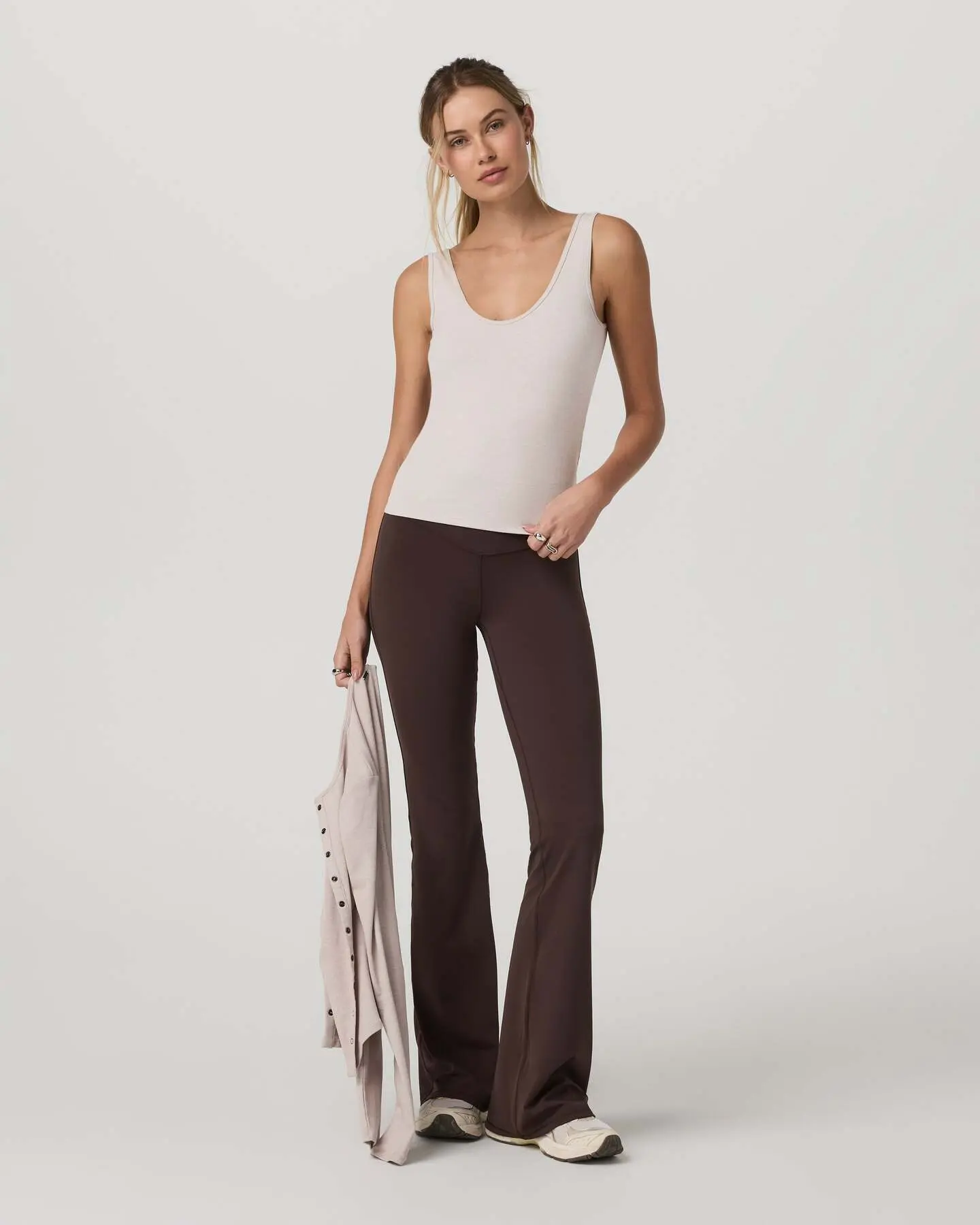 Pose Twin Tank - Image 4
