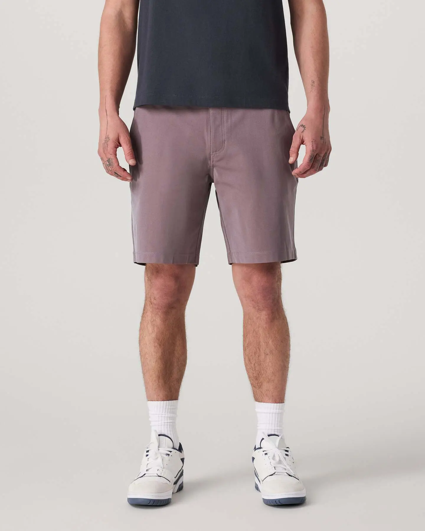 Vuori Meta Short 8"