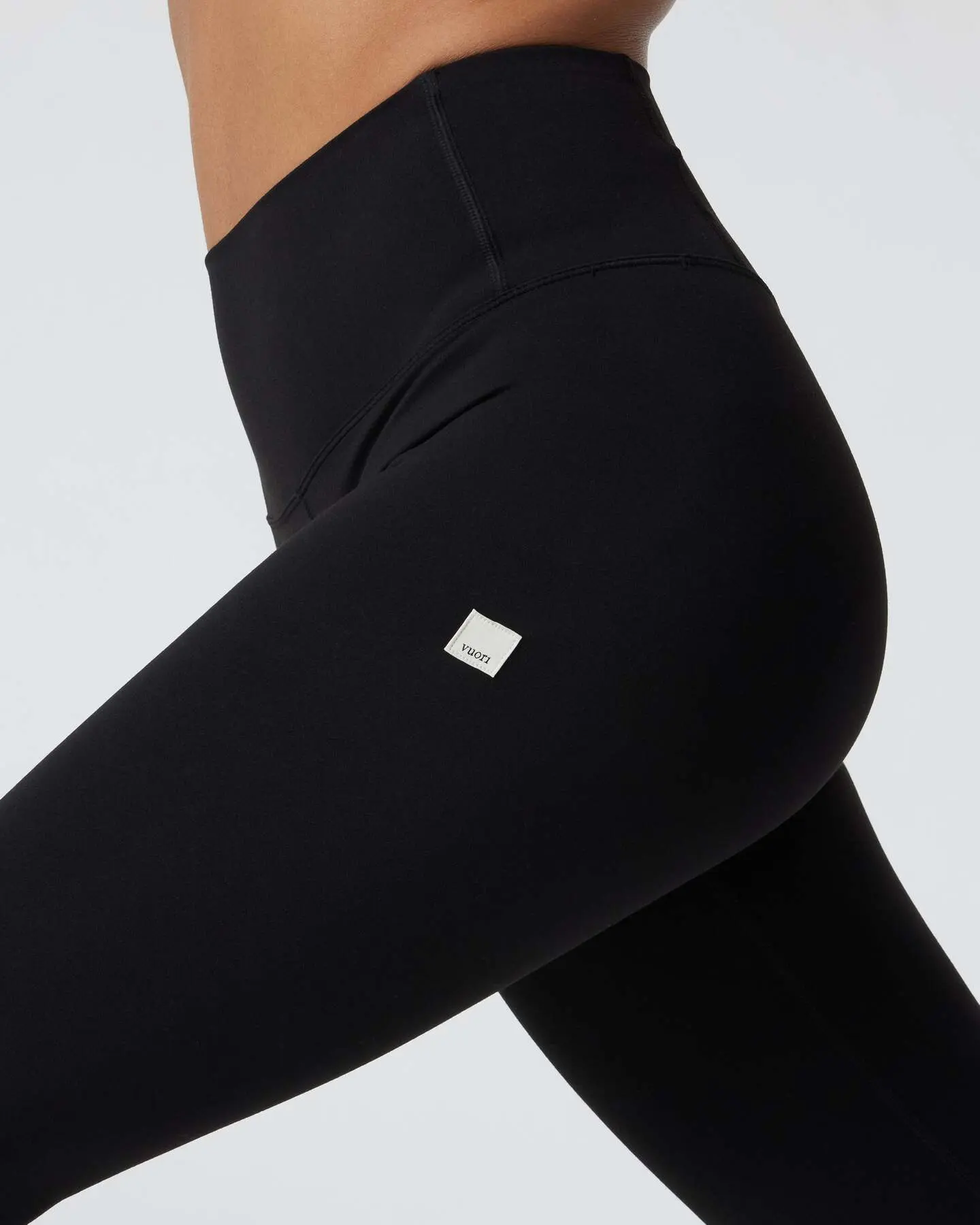 Vuori Allthefeels Legging - Short - Image 4