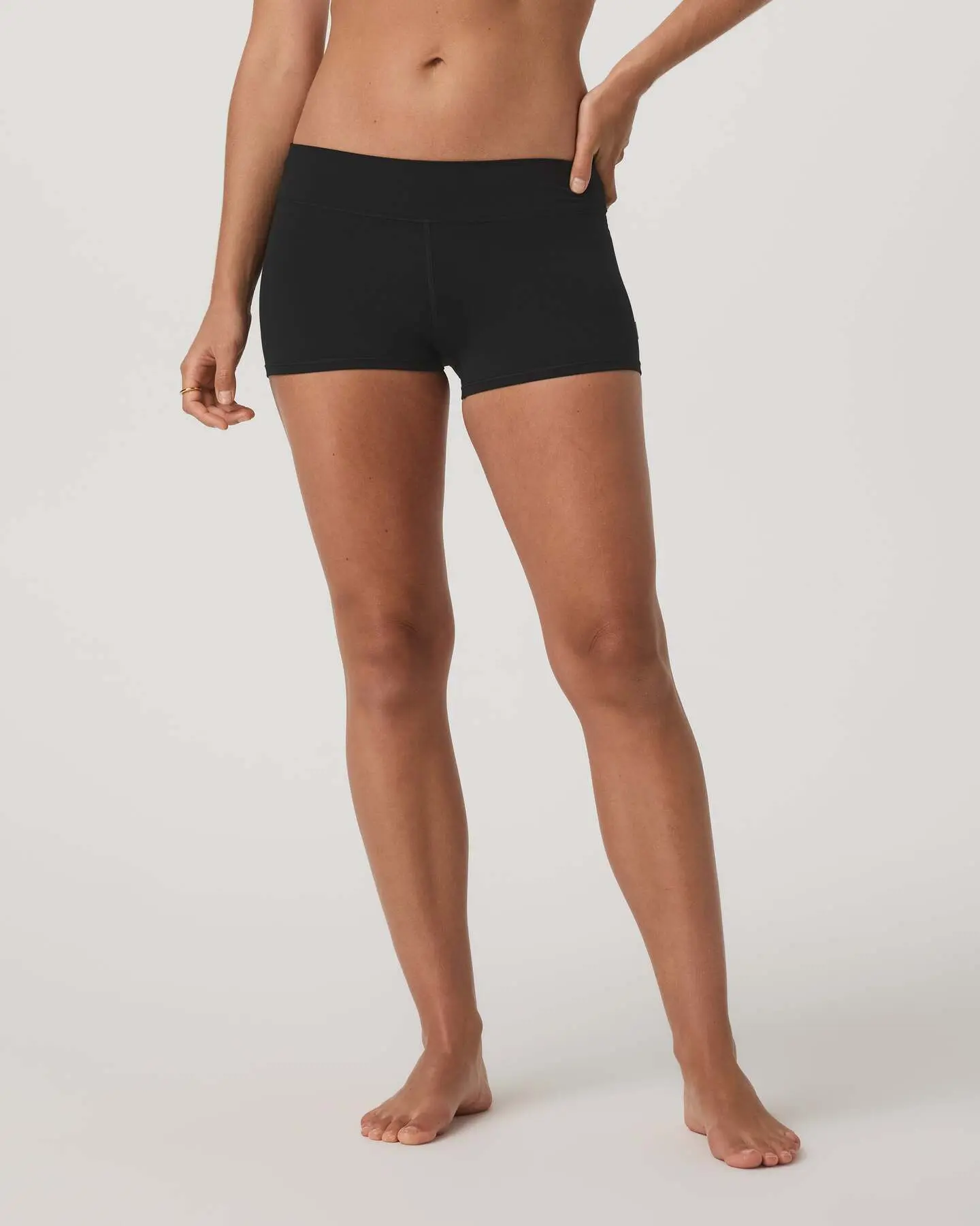 Vuori Allthefeels Low Rise Shorty - Image 3