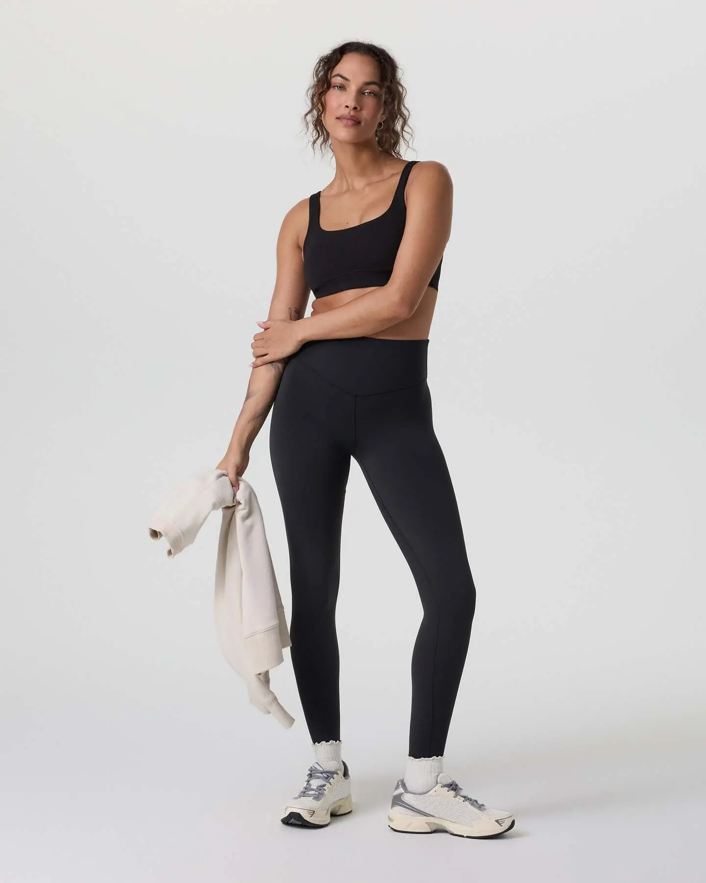 Vuori Alltheform Legging- Short - Image 2