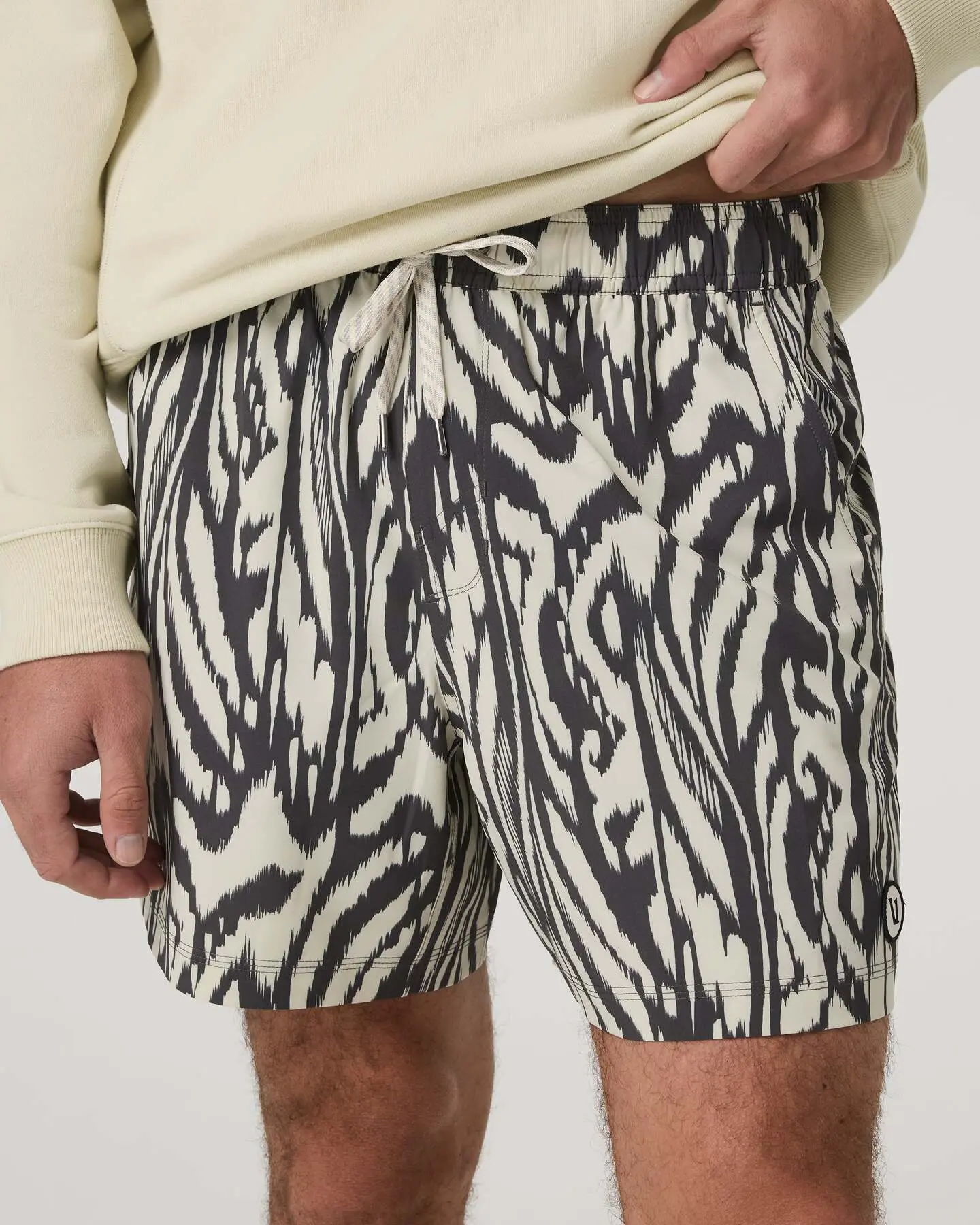 Kore Short Unlined 5" - Image 2