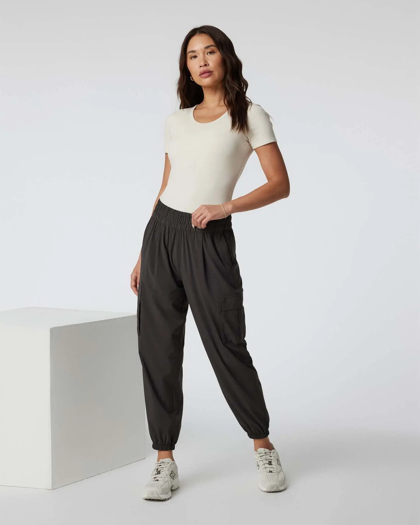Short Sleeve Pose Bodysuit - Image 2