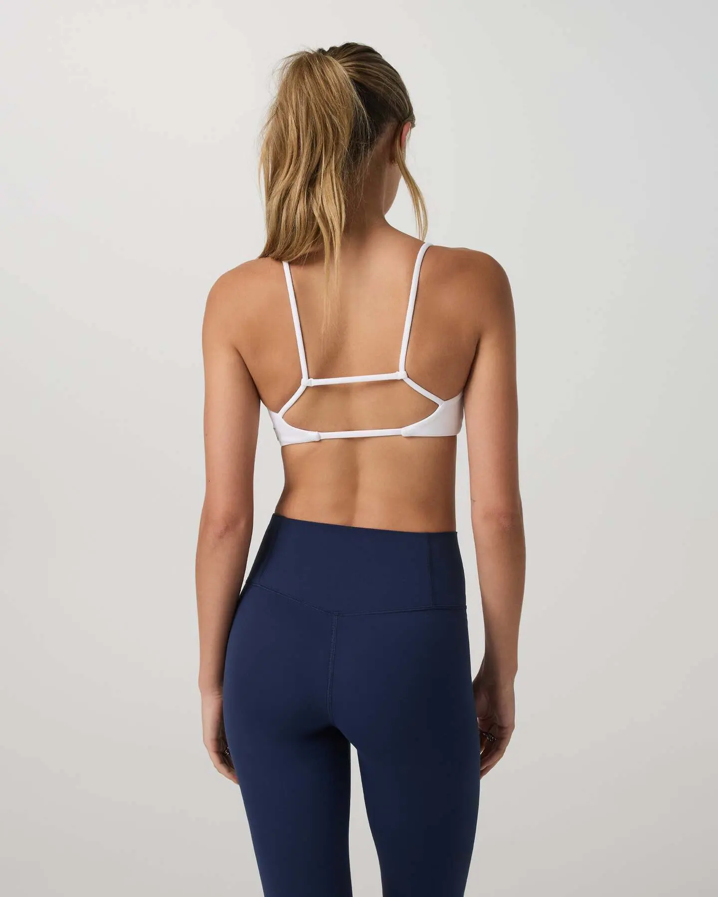 Vuori Allthefeels Strappy Back Bra - Image 2