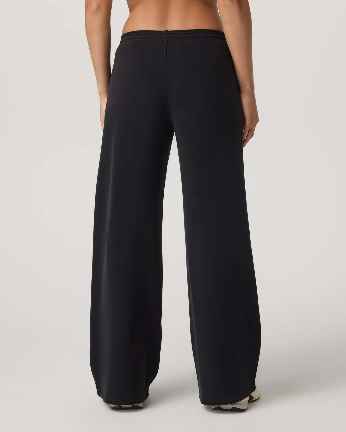 Restore Ultra Wideleg Sweatpant - Image 3