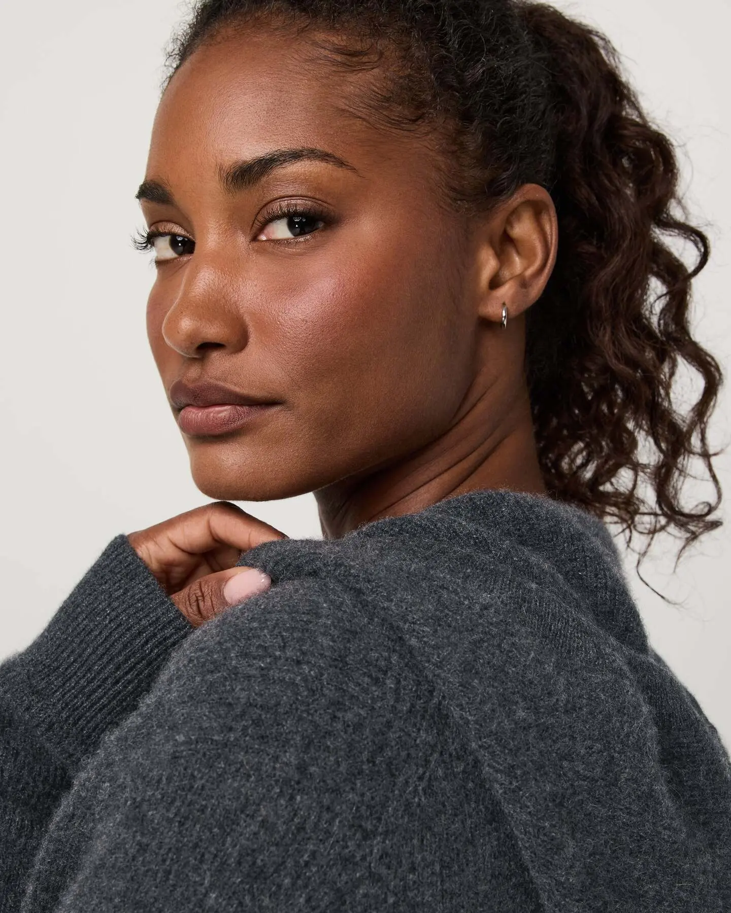 ÉMilie Full Zip Cashmere Rib Hoodie - Image 5
