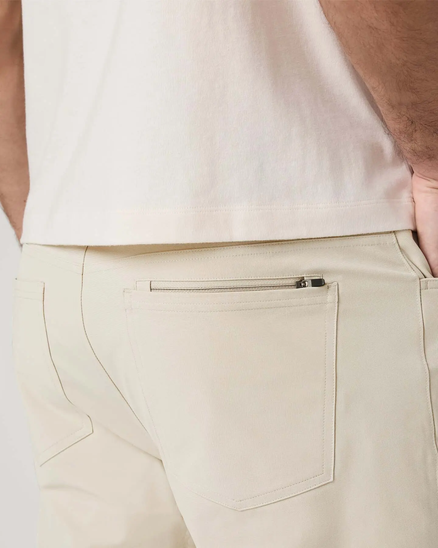Vuori Meta Pant Relaxed 30" - Image 2