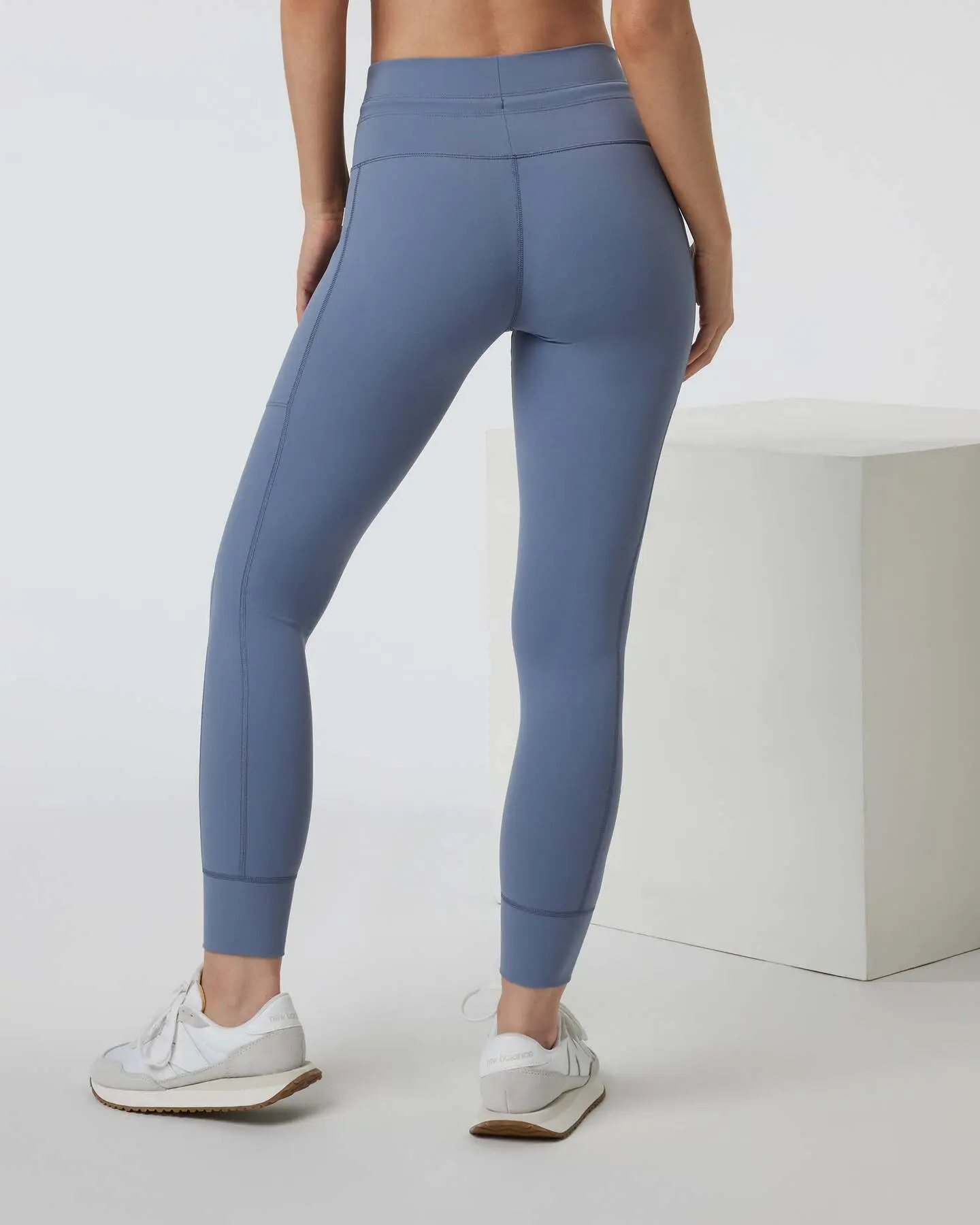Daily Pocket Legging - Image 3