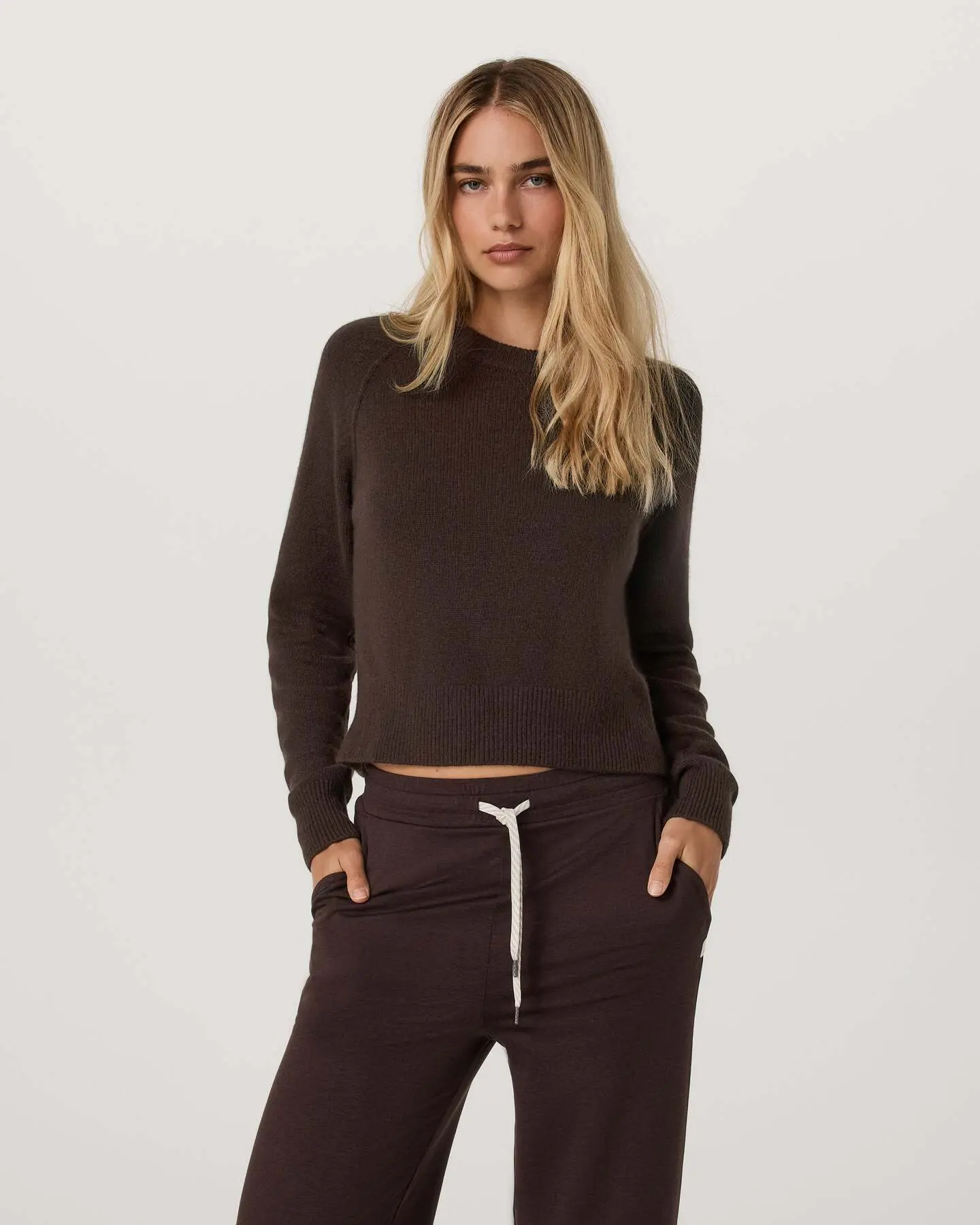 ÉMilie Cashmere Crew - Image 2