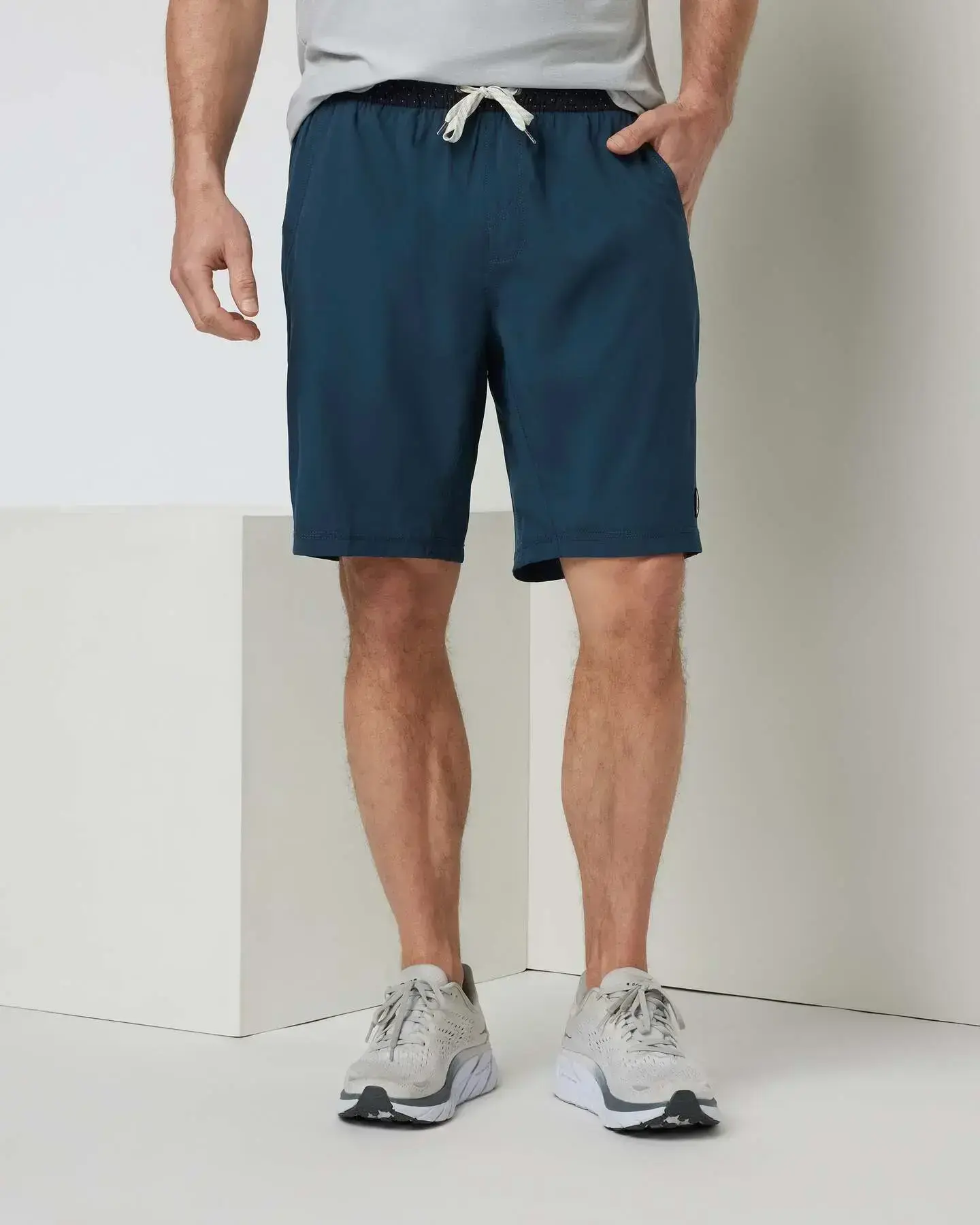 Kore Short Lined 9"