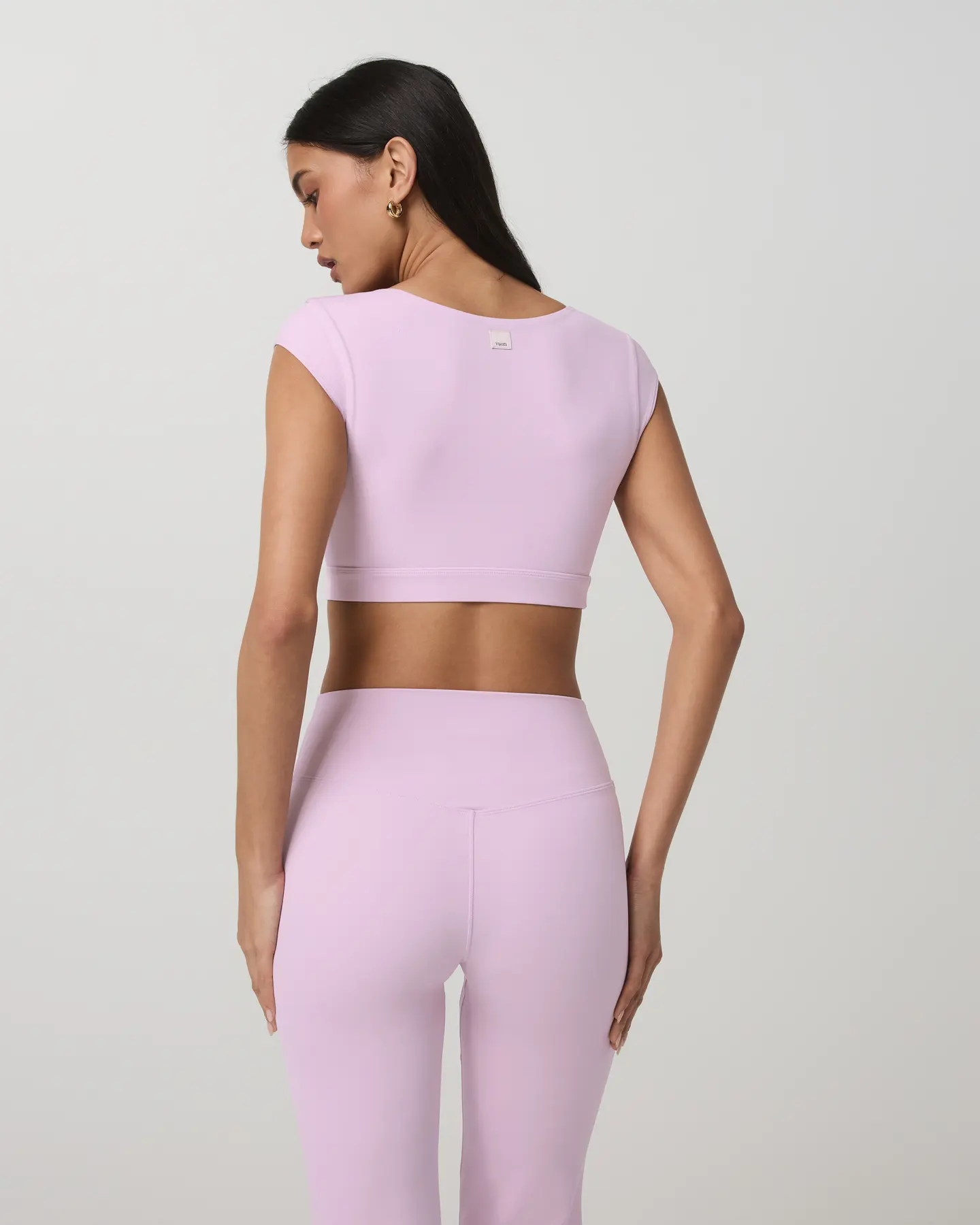 Vuori Alltheform Short Sleeve Bra - Image 2
