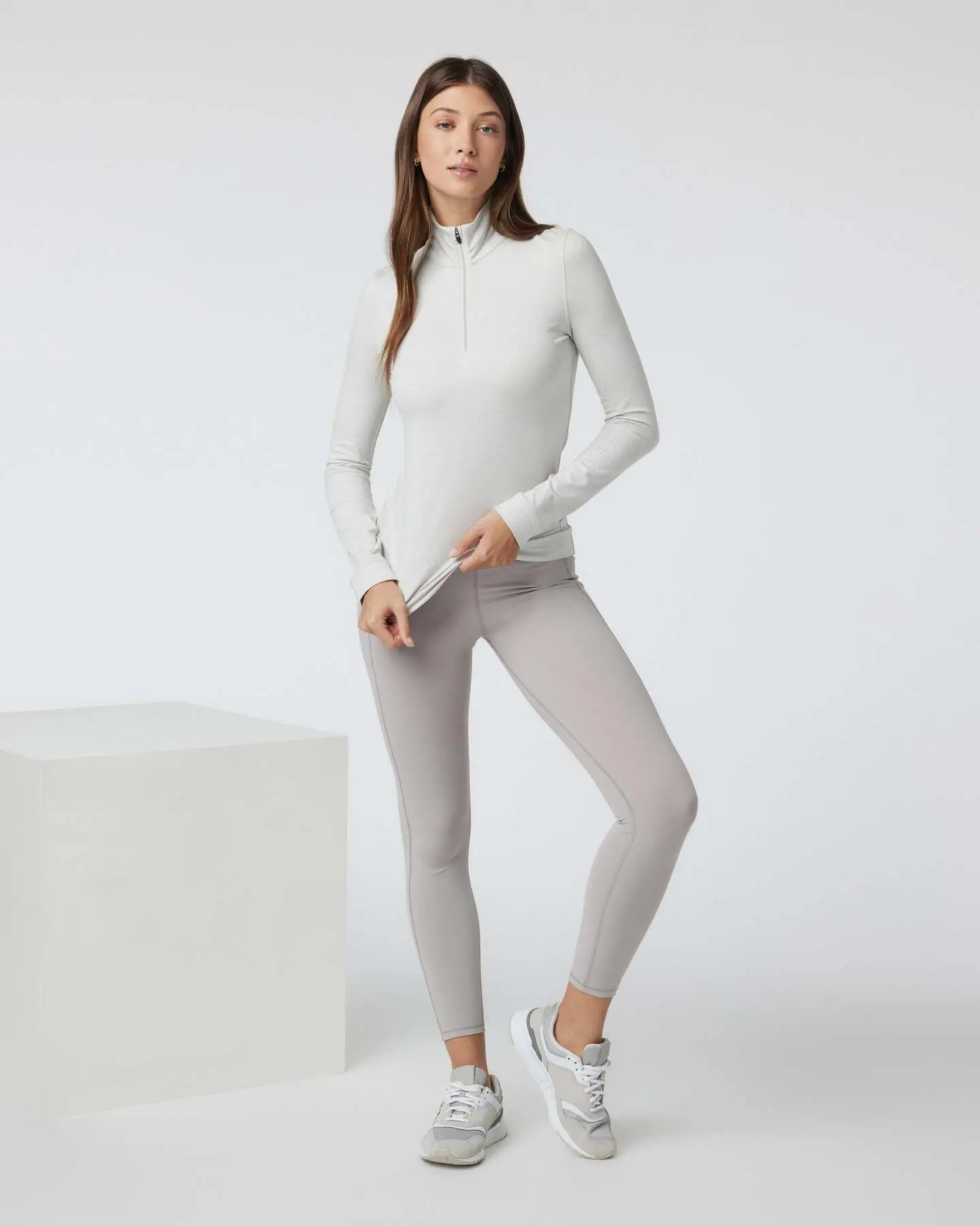 Halo Essential Half Zip - Image 2