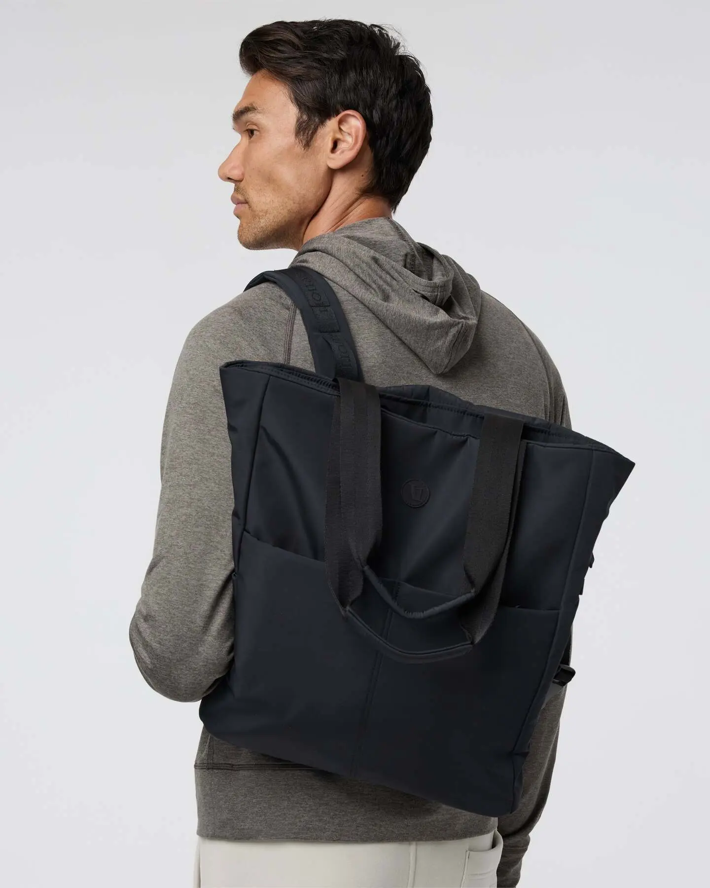 V1 Convertible Tote Bag 2.0 - Image 2